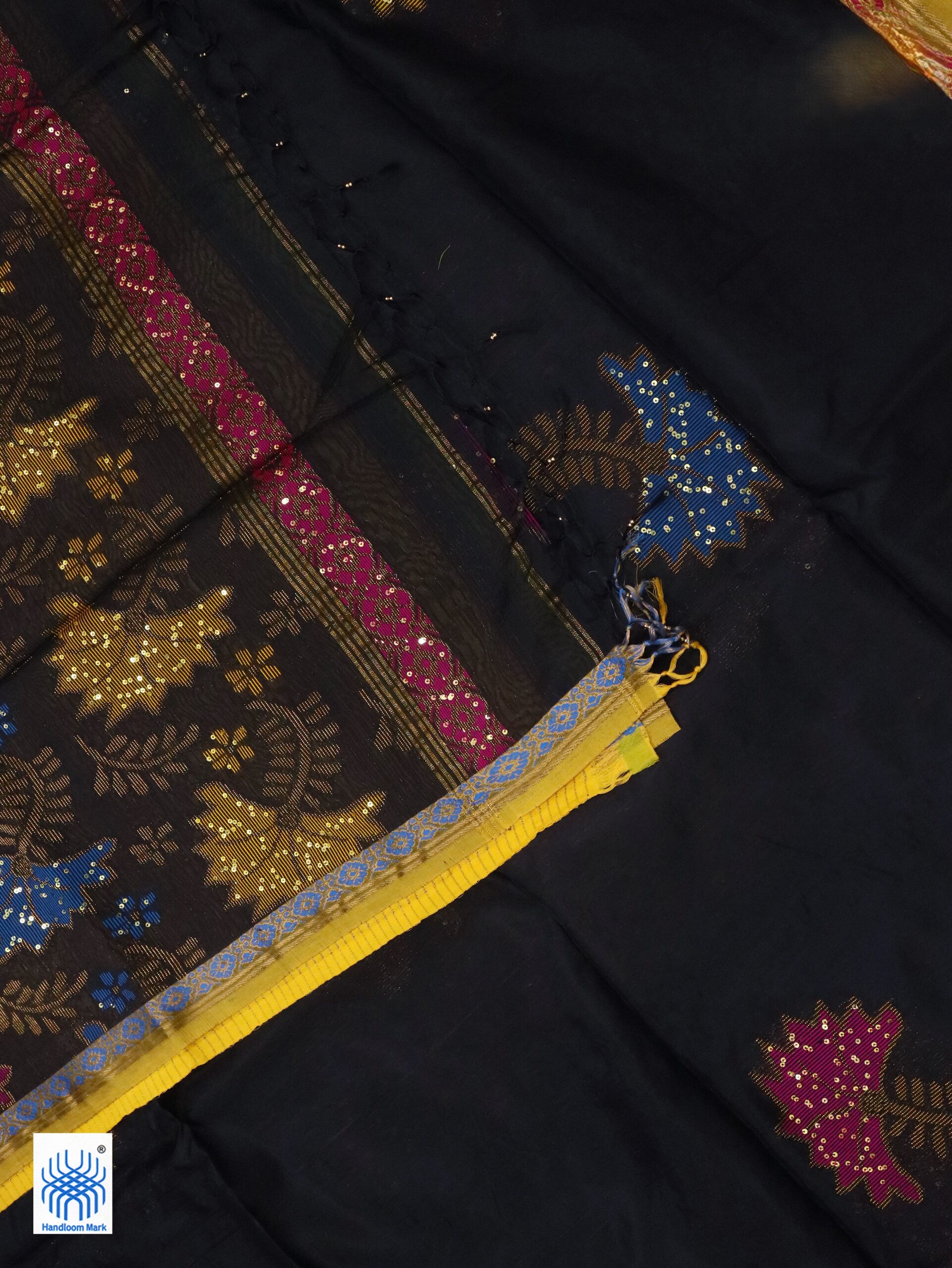 Black Katan Silk Jamdani Saree with Blouse Piece - Image 4
