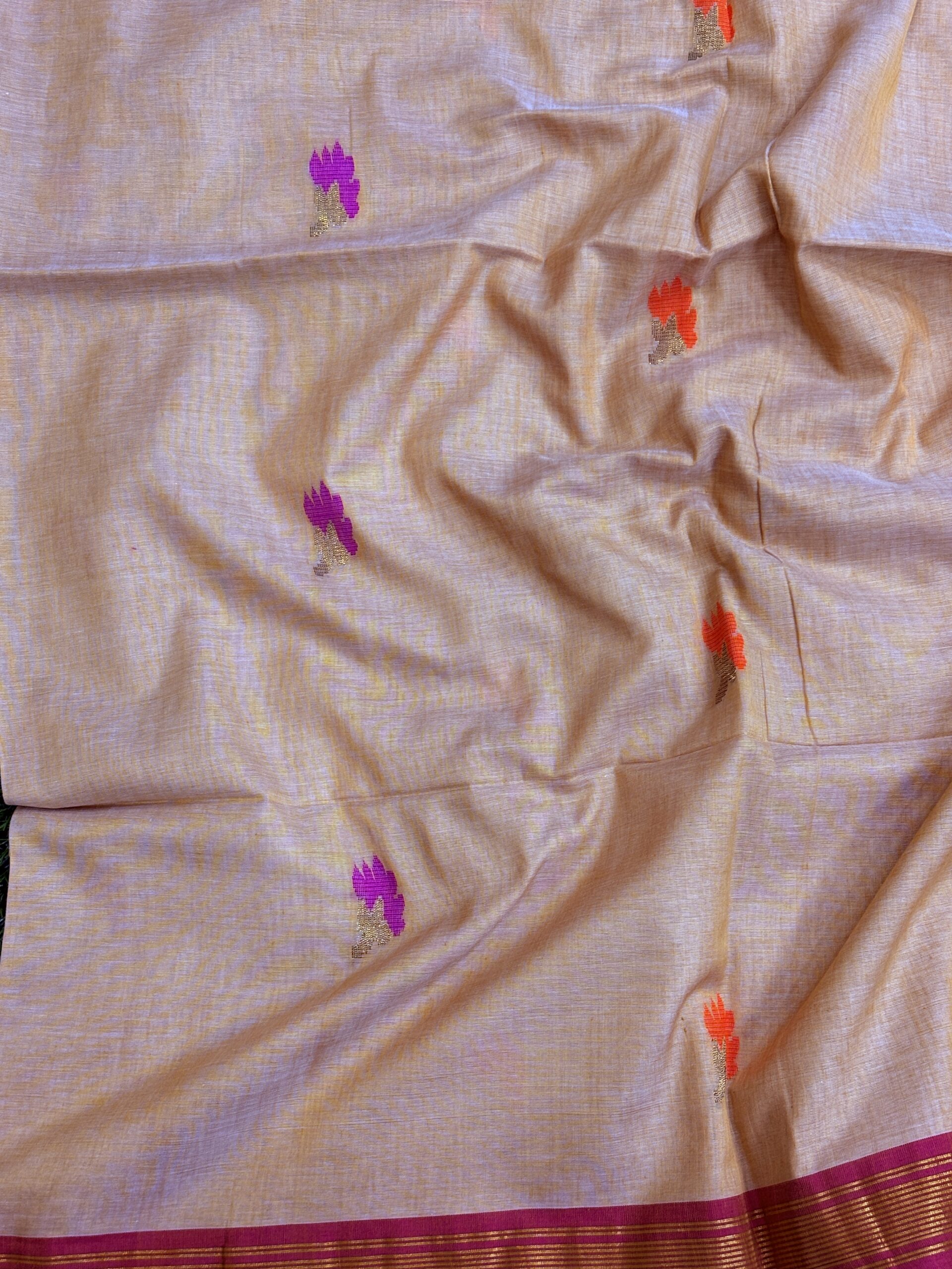 Pinkish Tan Handloom Premium Cotton Jamdani Saree - Image 5