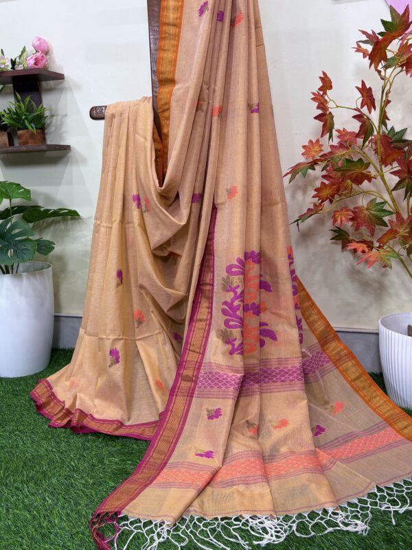 Pinkish Tan Handloom Premium Cotton Jamdani Saree