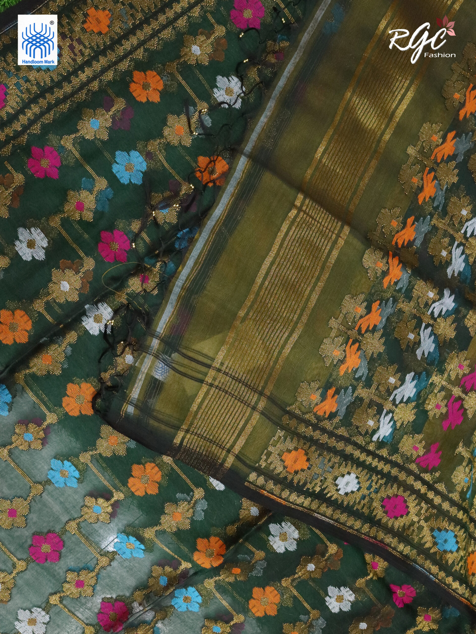 Bottle Green Pure Resham Dhakai Muslin Jamdani Saree - Image 3