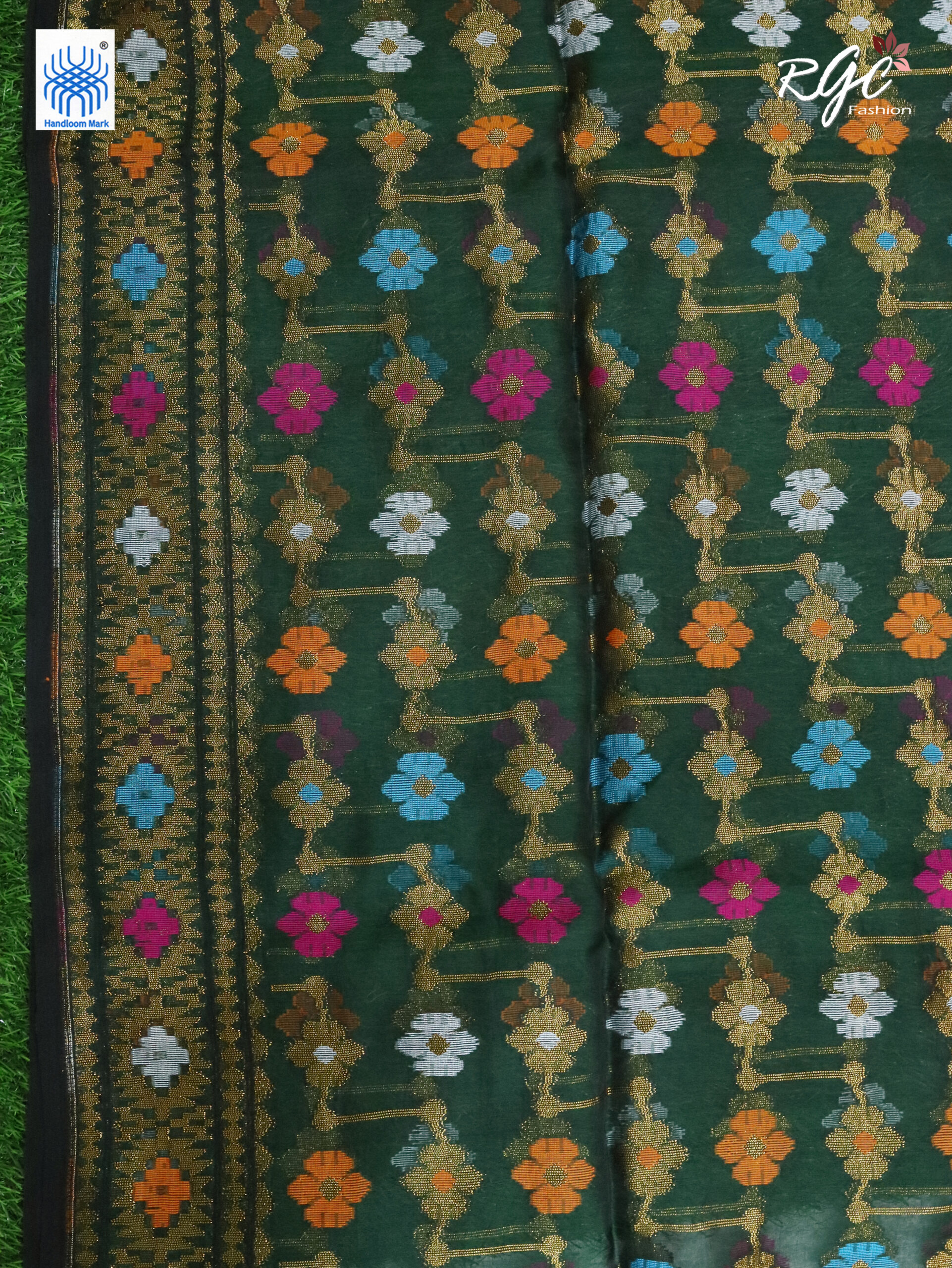 Bottle Green Pure Resham Dhakai Muslin Jamdani Saree - Image 2