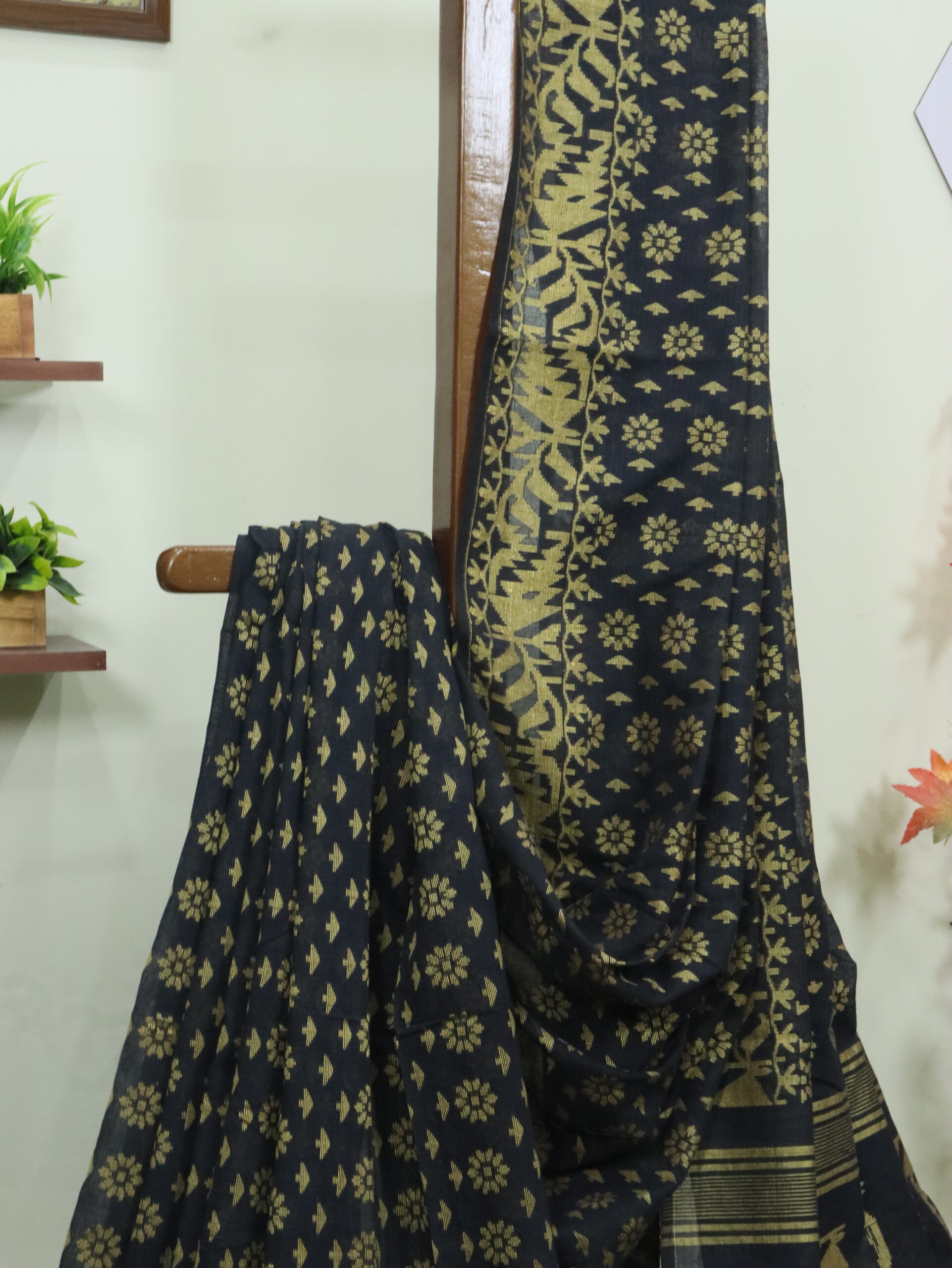 Black Cotton Allover Dhakai Jamdani Saree - Image 2