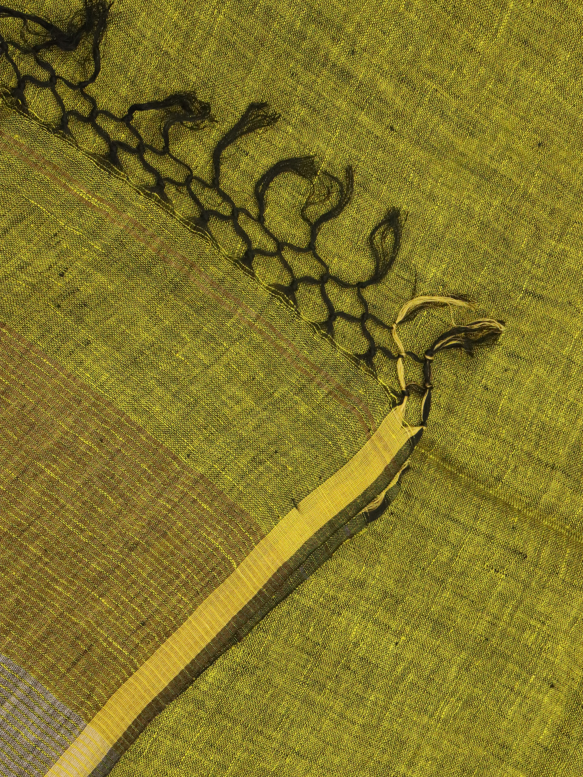 Blackish Yellow Linen Palin Golden Zari Border Saree - Image 8