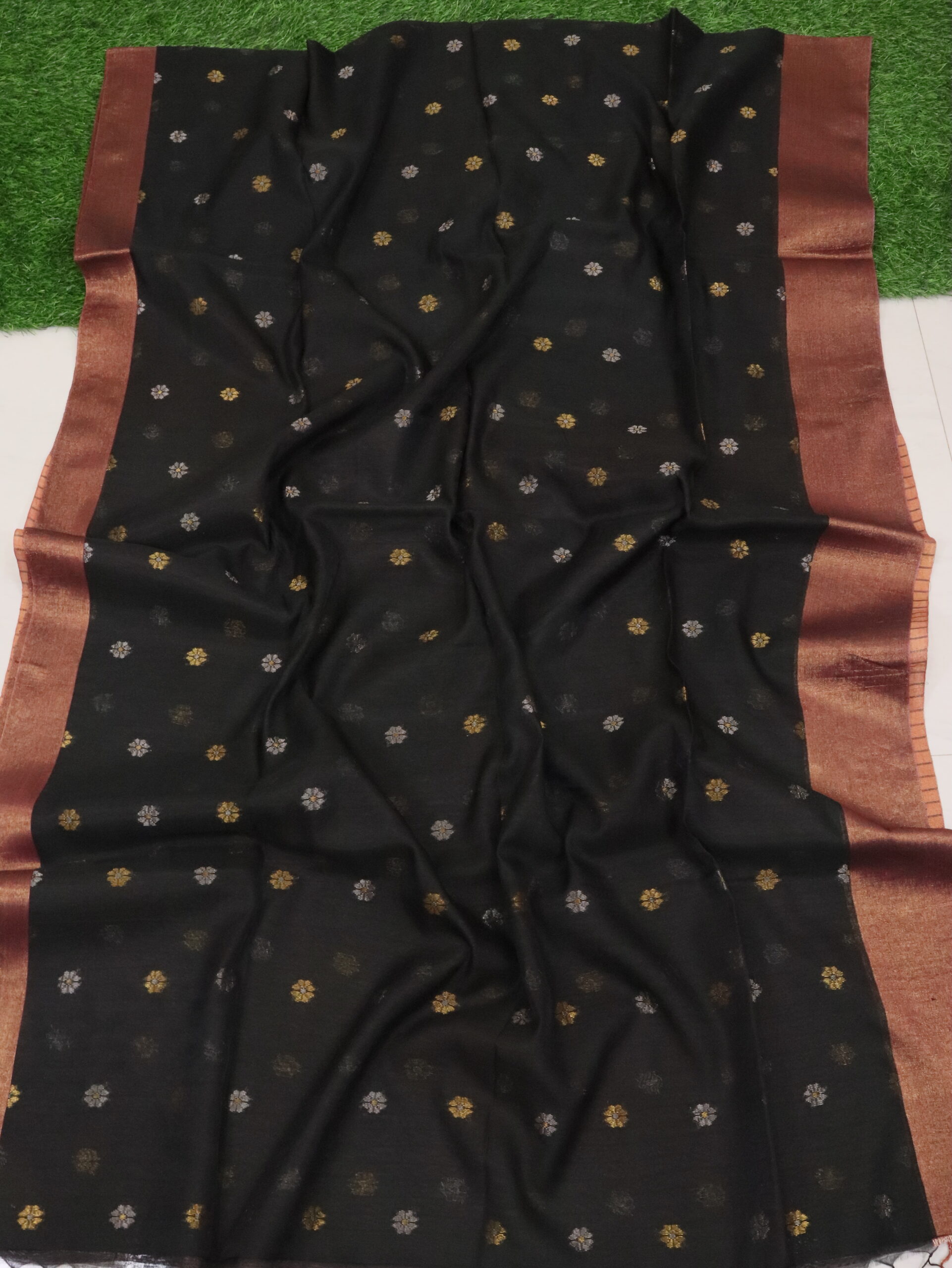Orangish Black Cotton Silk Zari Jamdani Saree - Image 7