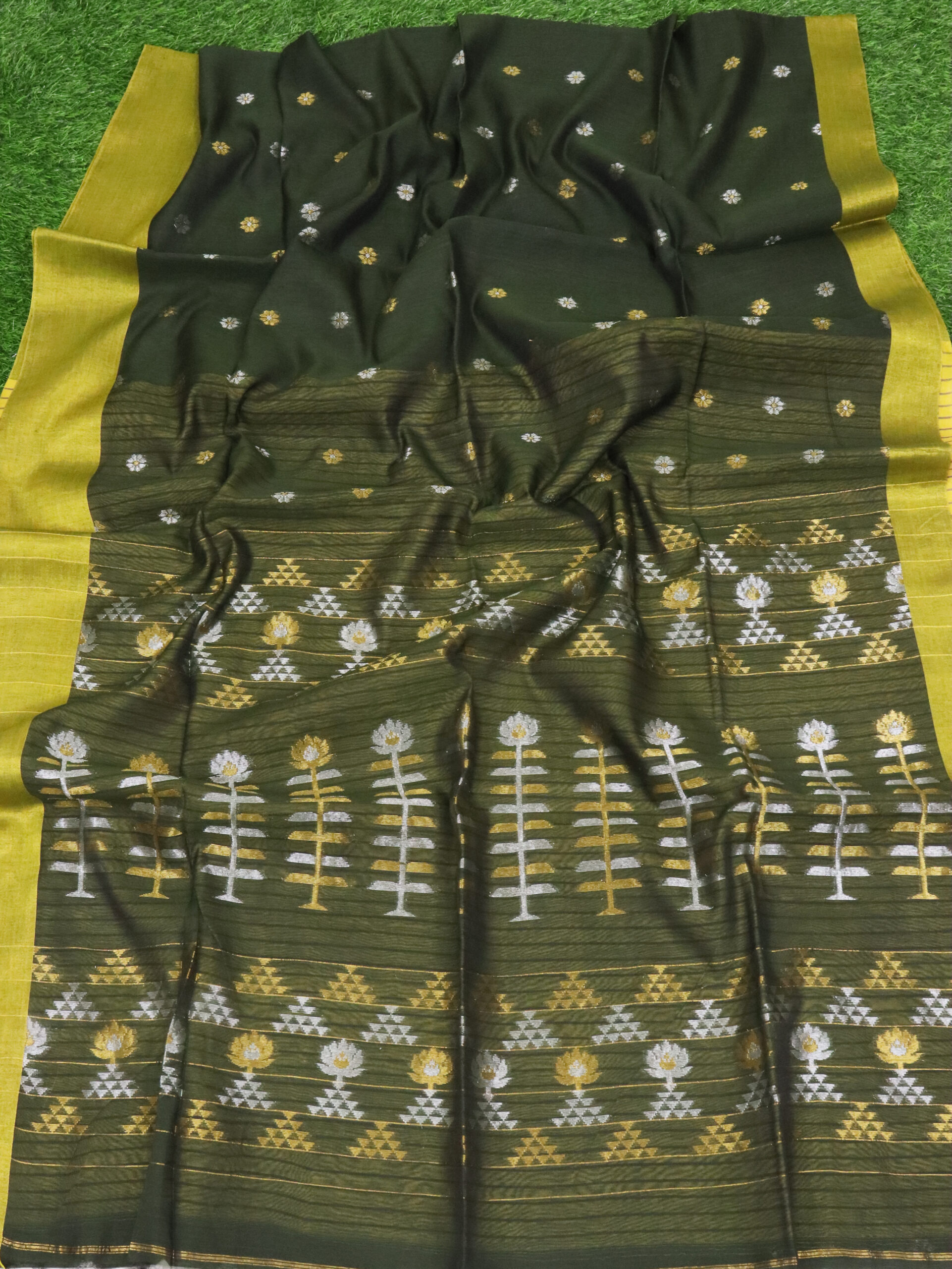 Dark Pista Green Cotton Silk Zari Jamdani Saree - Image 5