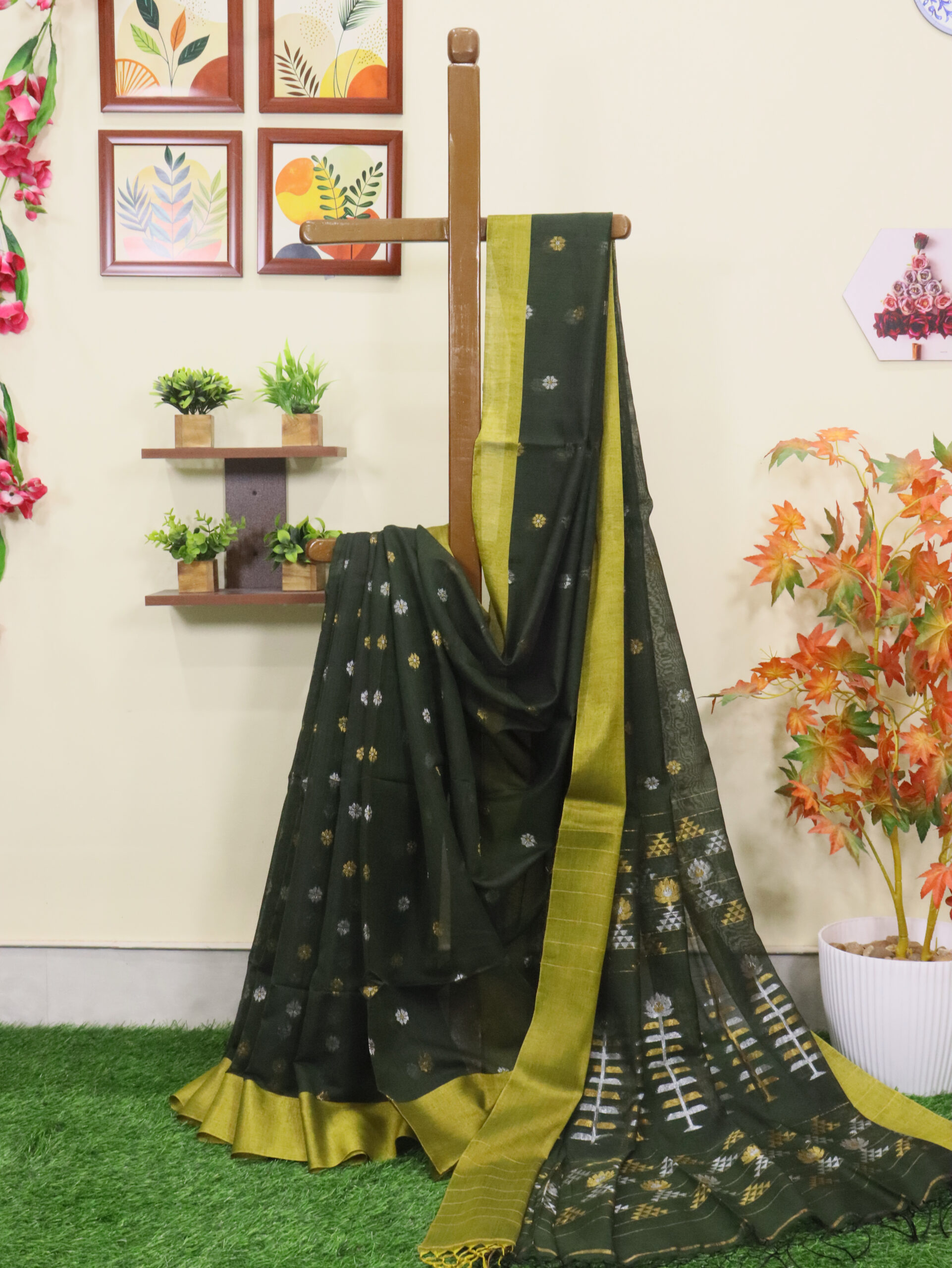 Dark Pista Green Cotton Silk Zari Jamdani Saree