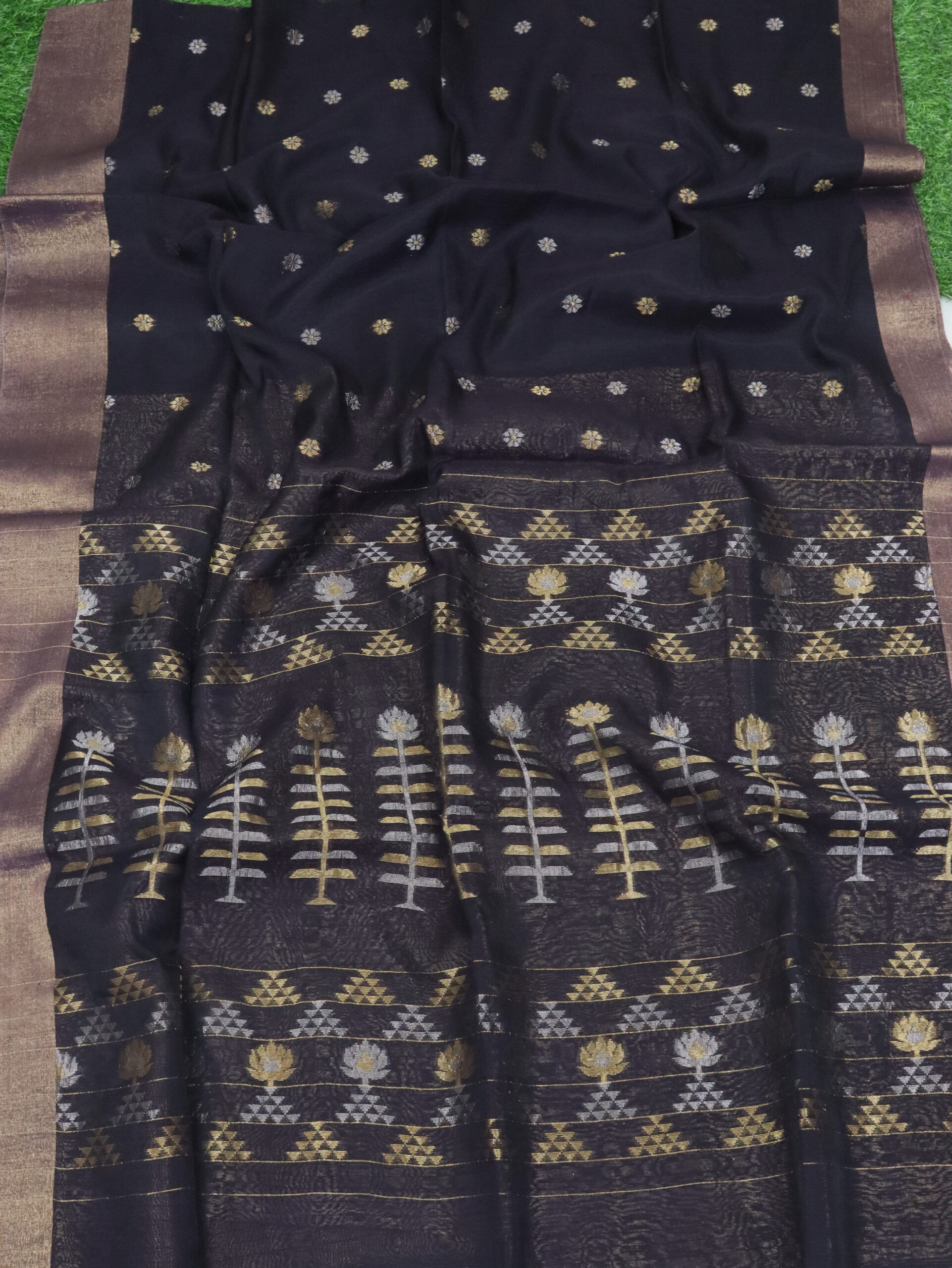 Purple Black Cotton Silk Zari Jamdani Saree - Image 6