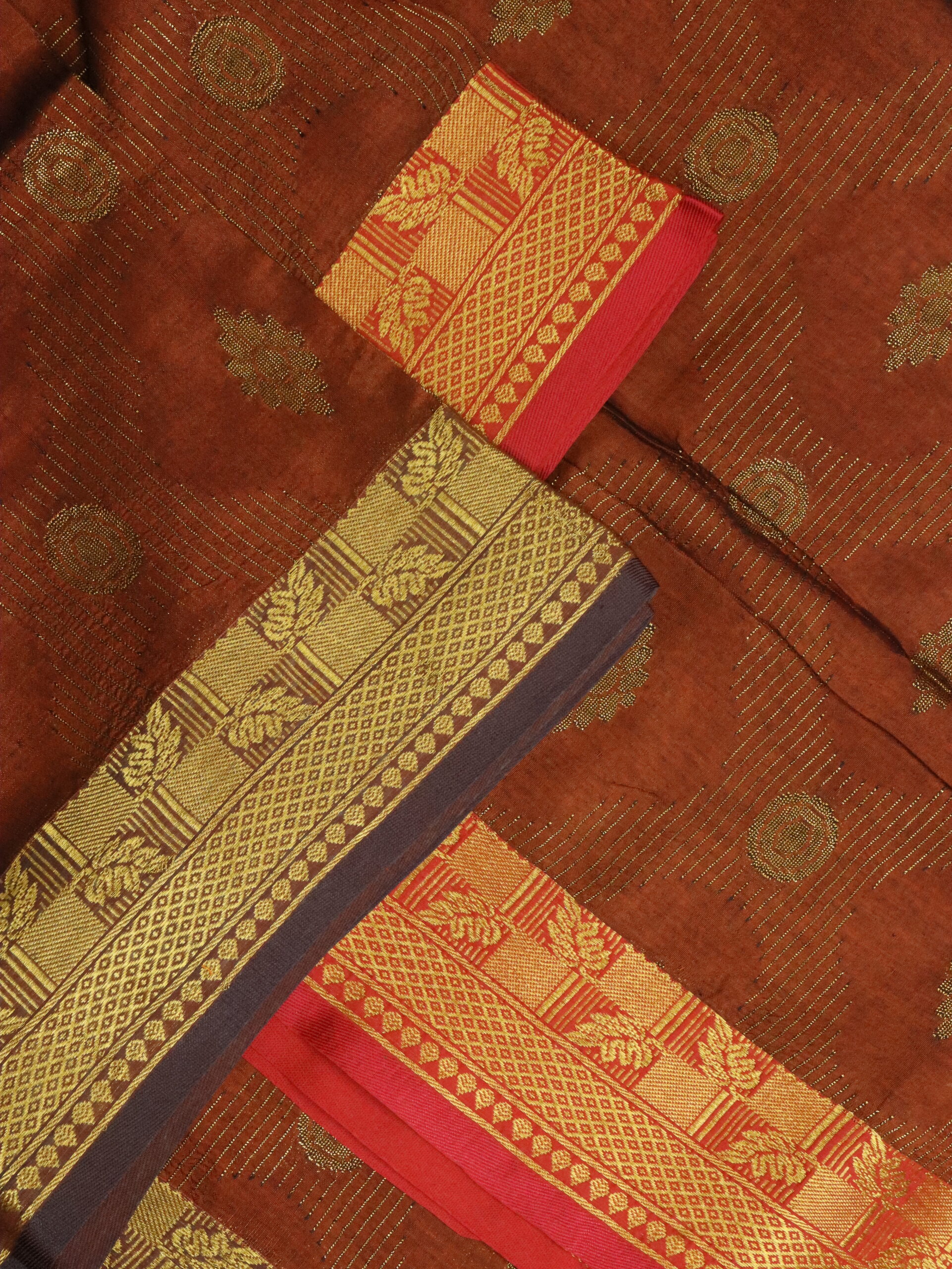 Rust Katan Silk Jamdani Saree with Blouse Piece - Image 9