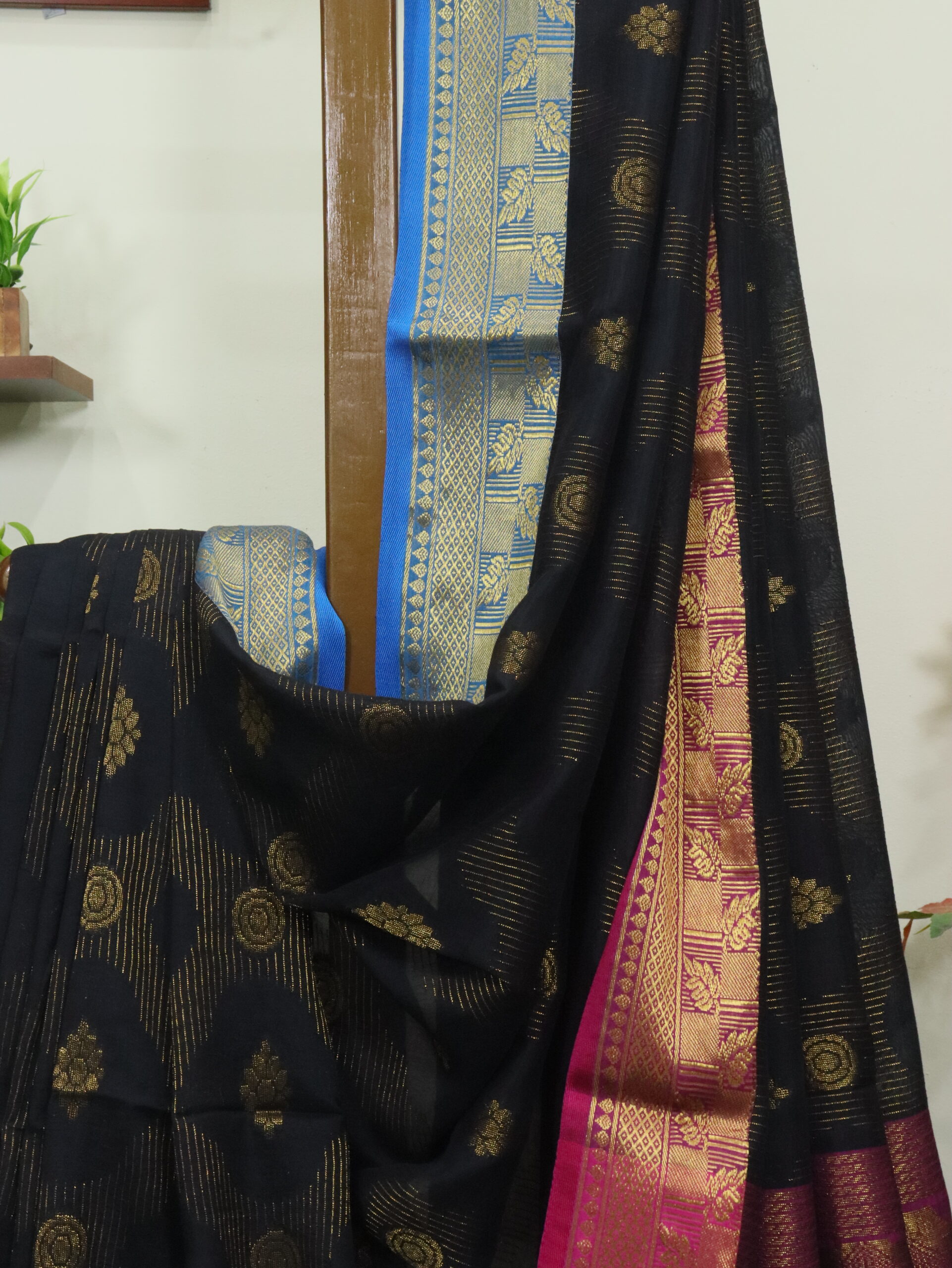 Black Katan Silk Jamdani Saree with Blouse Piece - Image 2