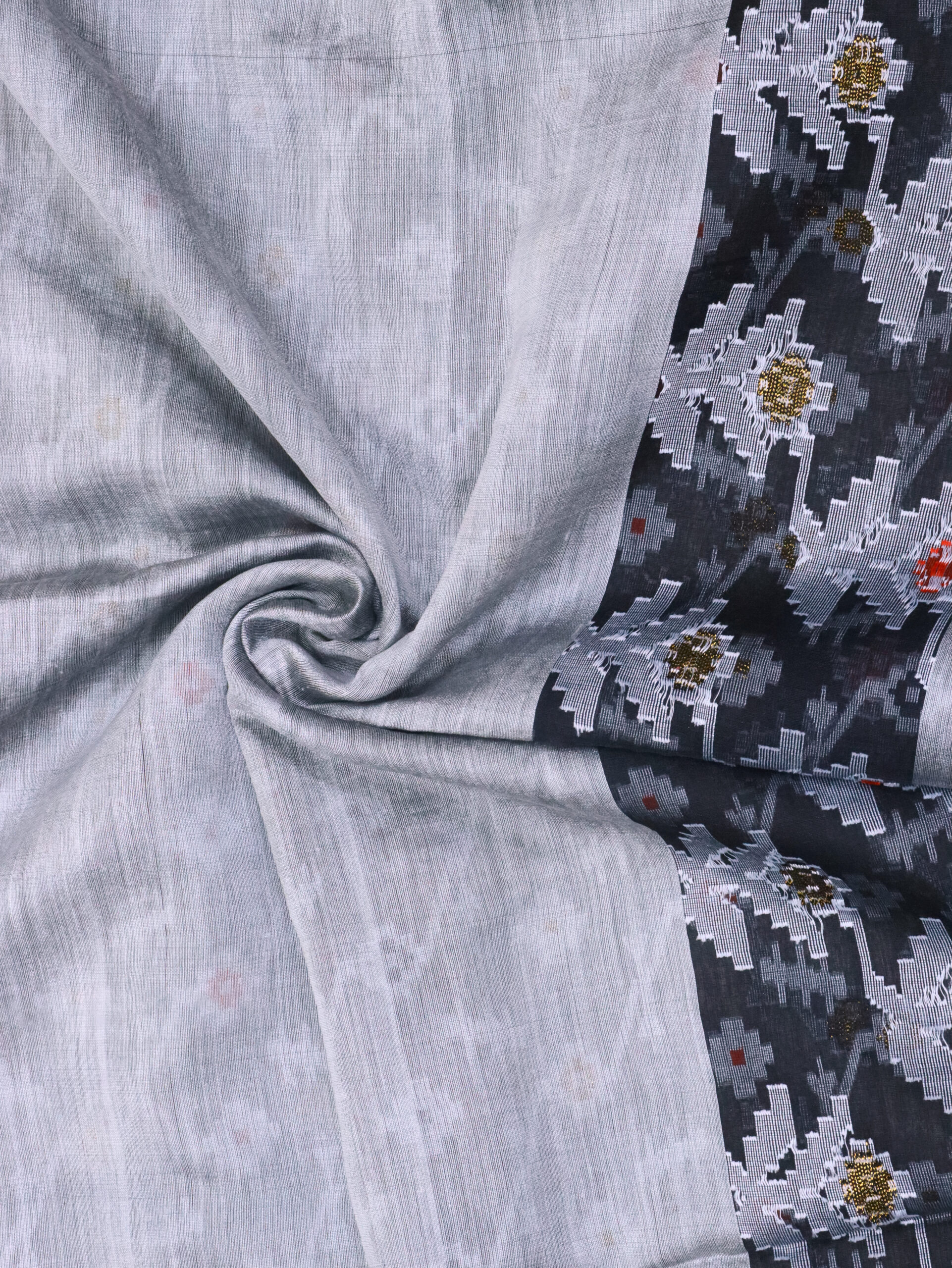 Black Pure Resham Dhakai Muslin Jamdani Saree - Image 7