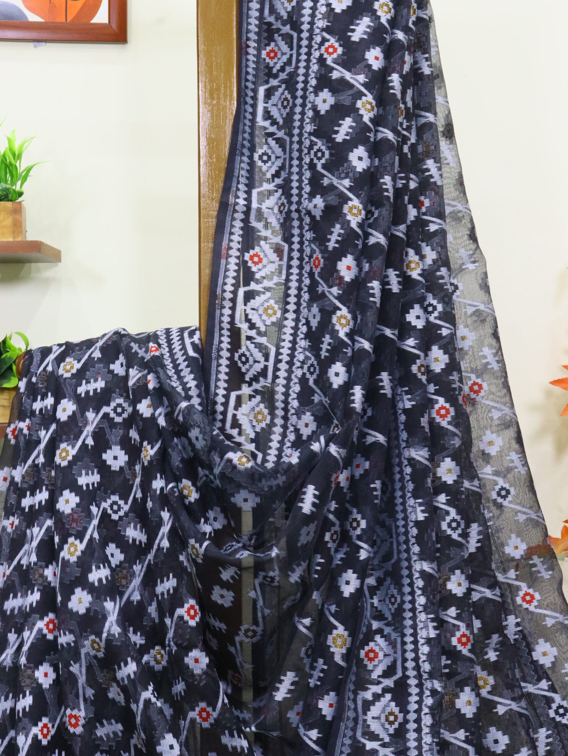 Black Pure Resham Dhakai Muslin Jamdani Saree - Image 10