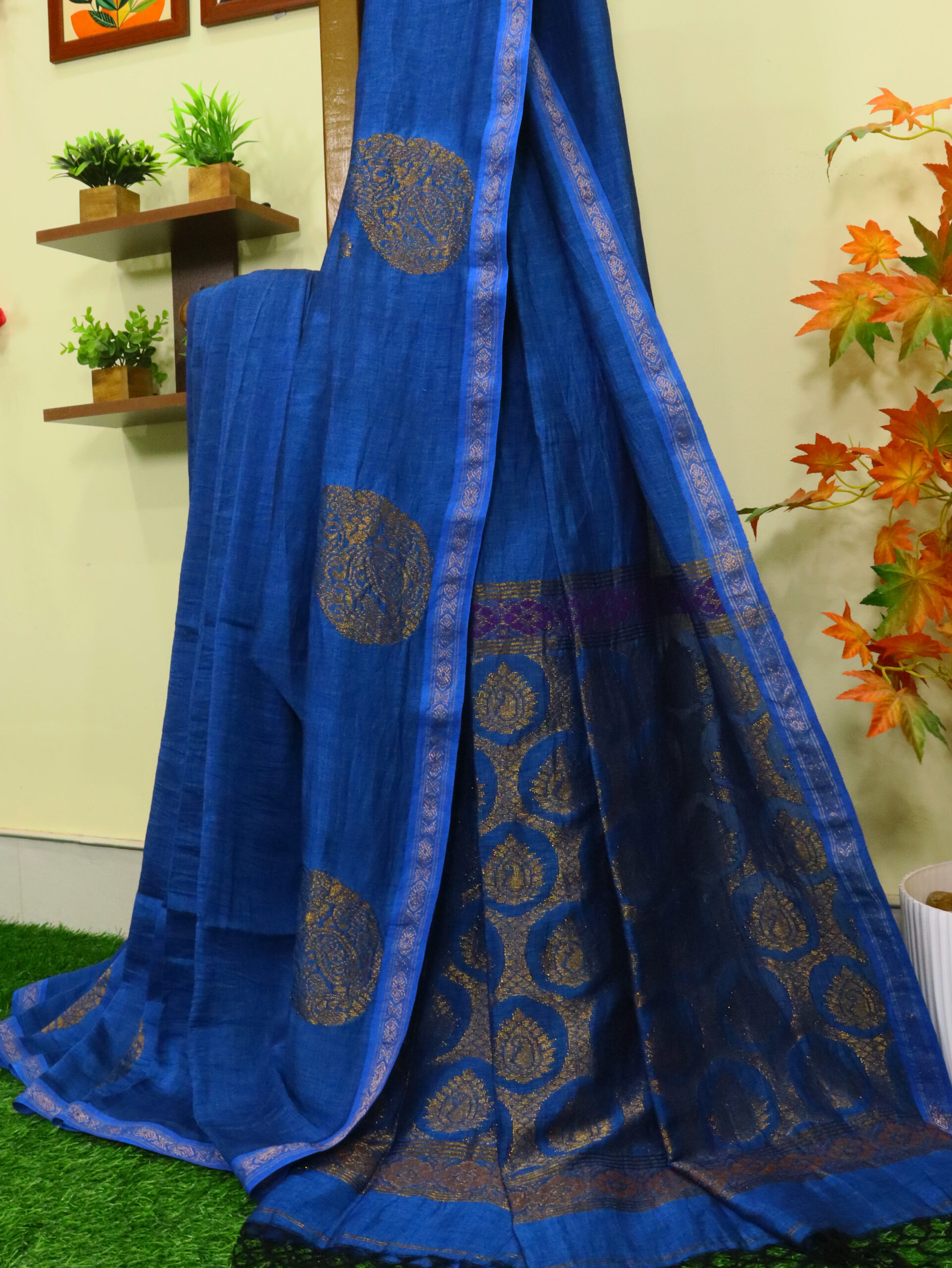 Royal Blue Paisley Buta Organic Linen Jamdani Saree with Designer Blouse Piece - Image 4