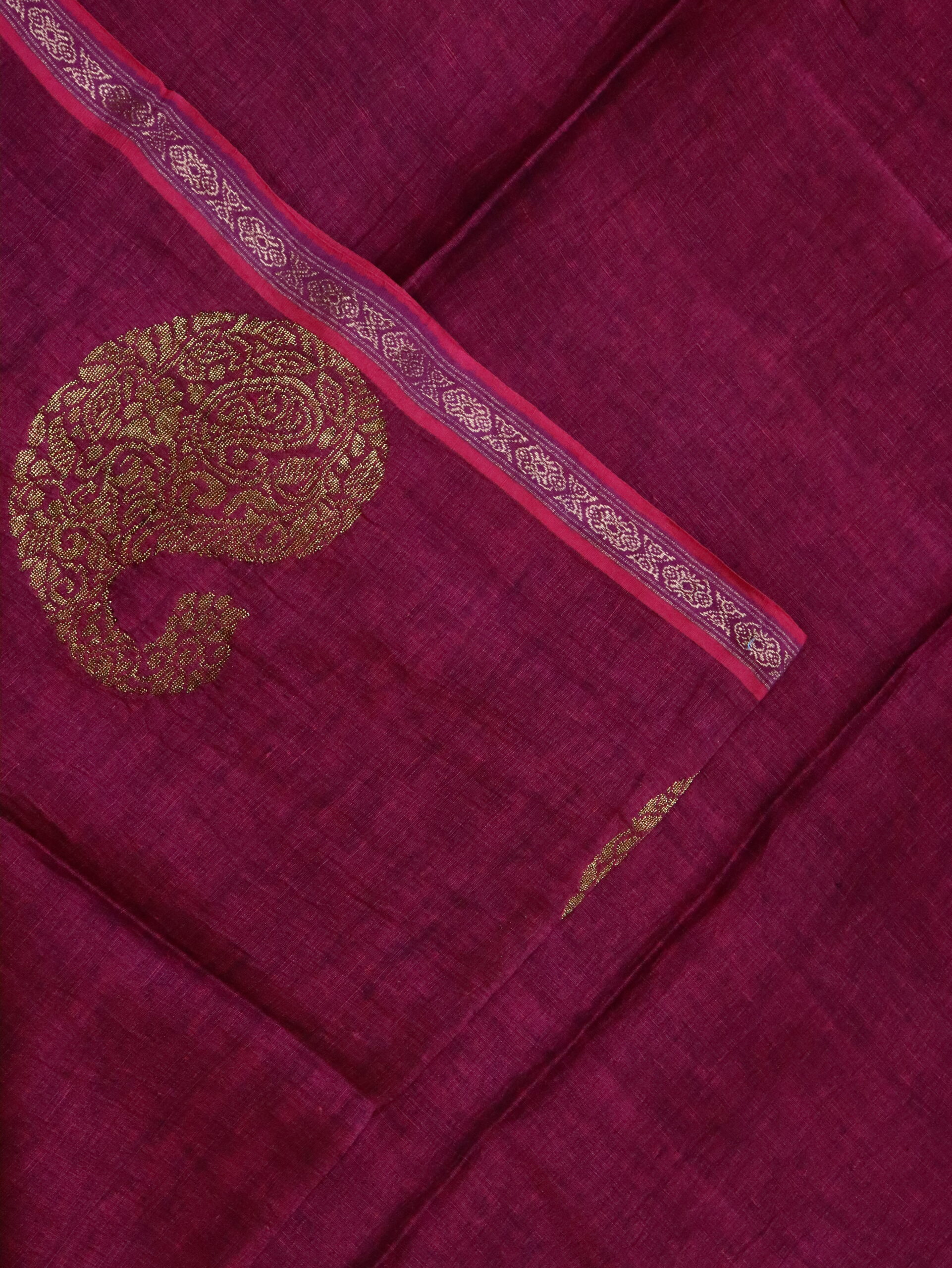 Beetroot Paisley Buta Organic Linen Jamdani Saree with Designer Blouse Piece - Image 9