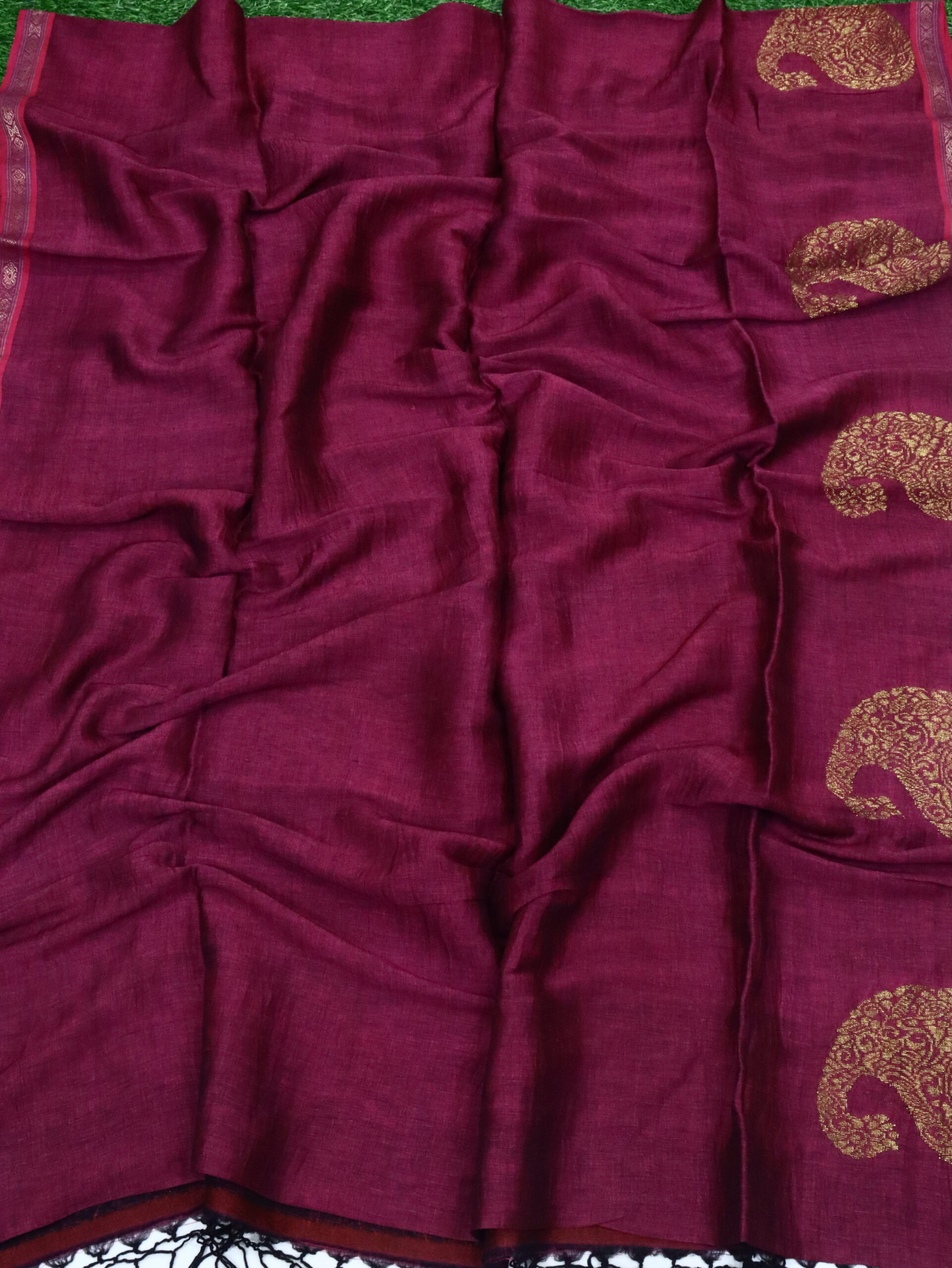 Beetroot Paisley Buta Organic Linen Jamdani Saree with Designer Blouse Piece - Image 6