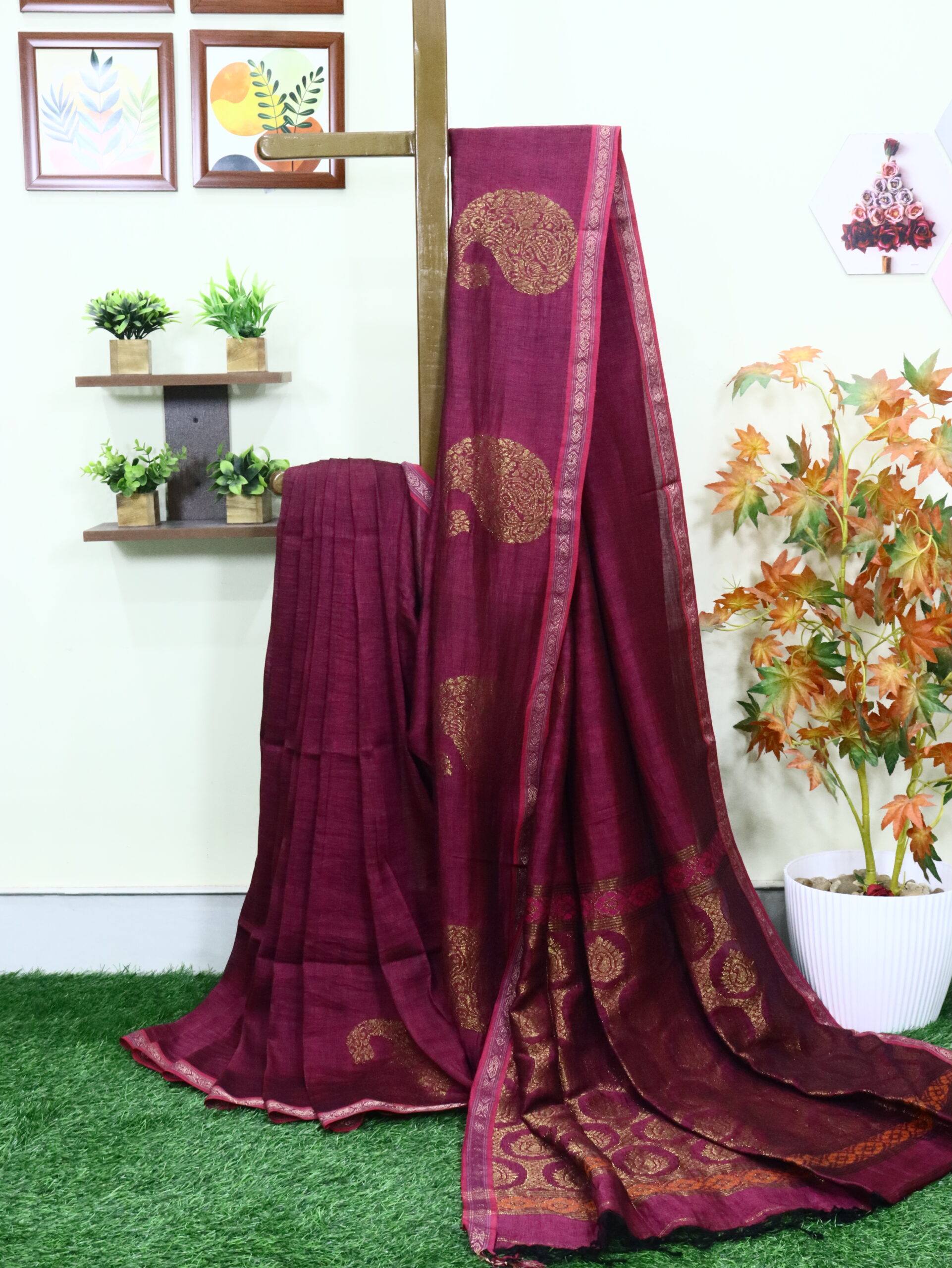 Beetroot Paisley Buta Organic Linen Jamdani Saree with Designer Blouse Piece