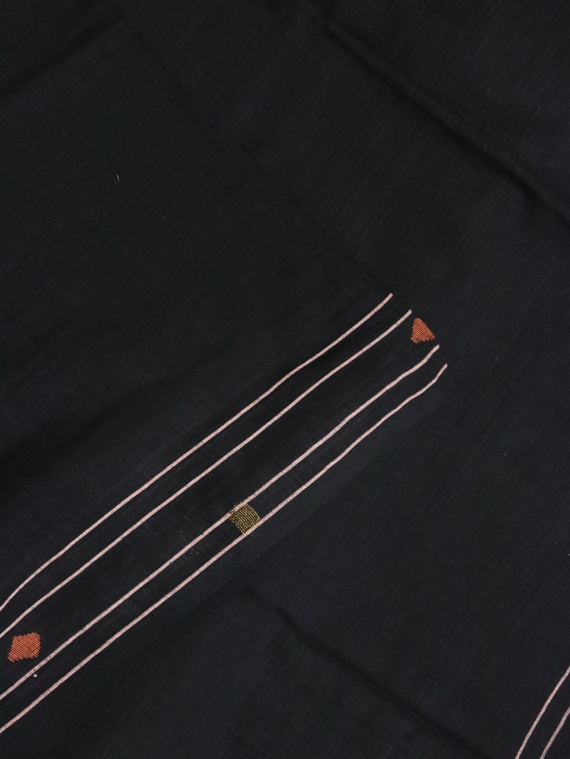 Black Premium Mulmul Cotton Jamdani Saree - Image 4