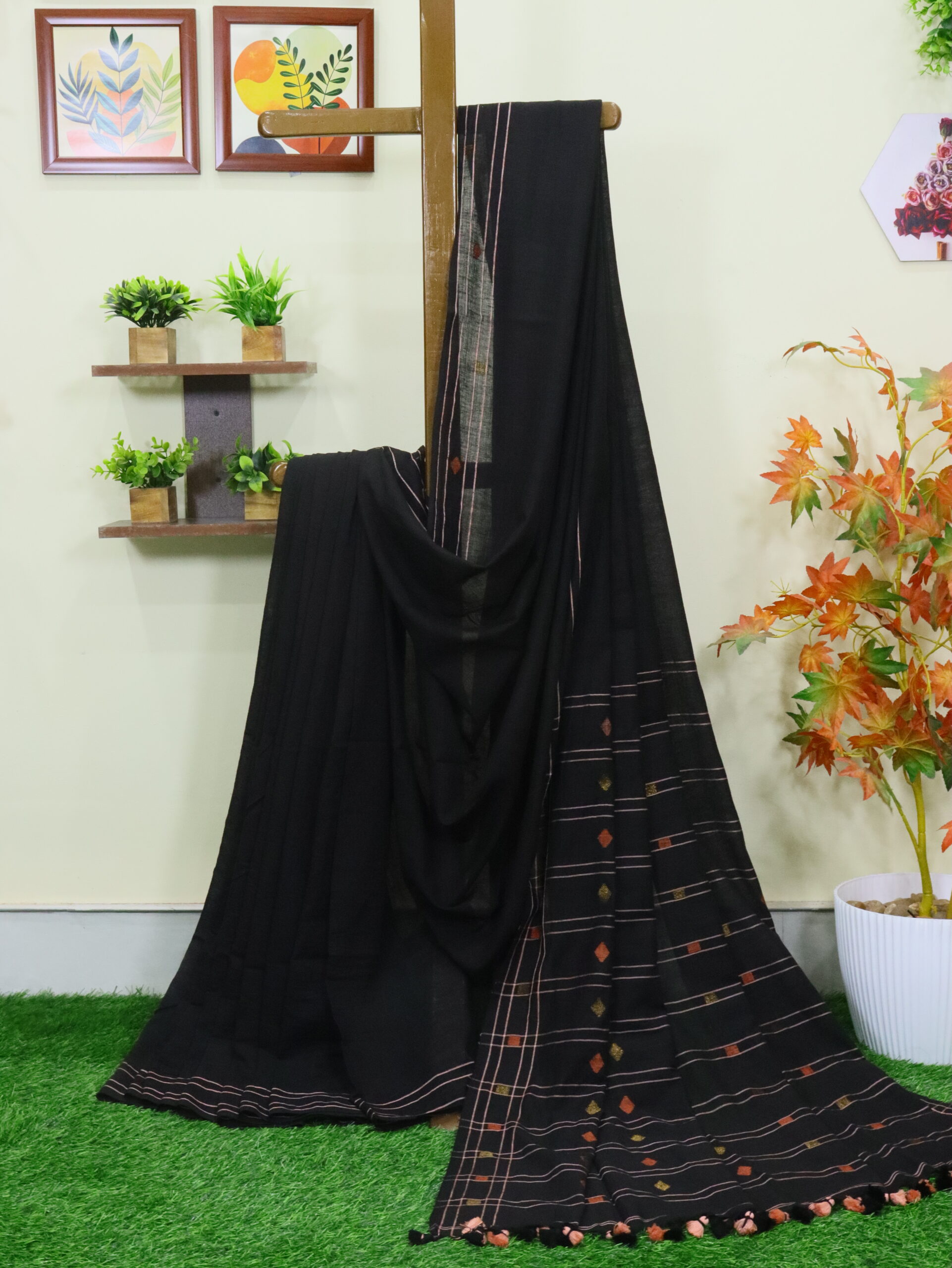 Black Premium Mulmul Cotton Jamdani Saree