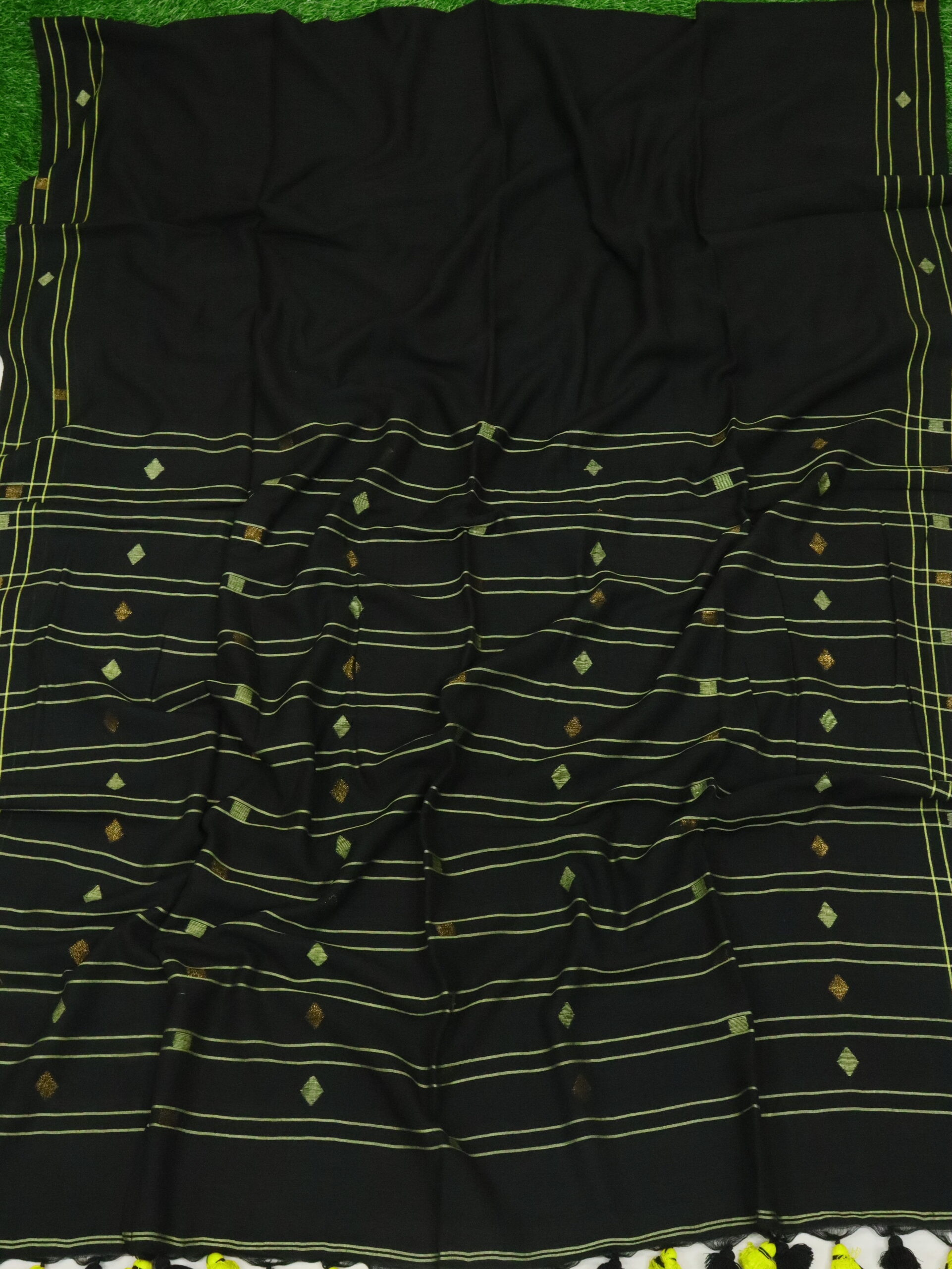 Yellow Black Premium Mulmul Cotton Jamdani Saree - Image 6
