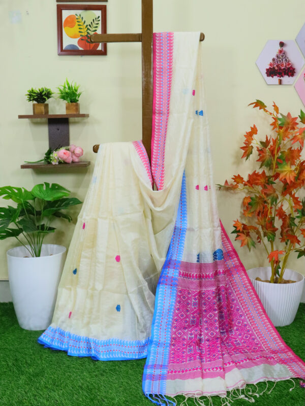 Off-White Pure Tussar Bengal Traditional Handloom Jamdani Saree