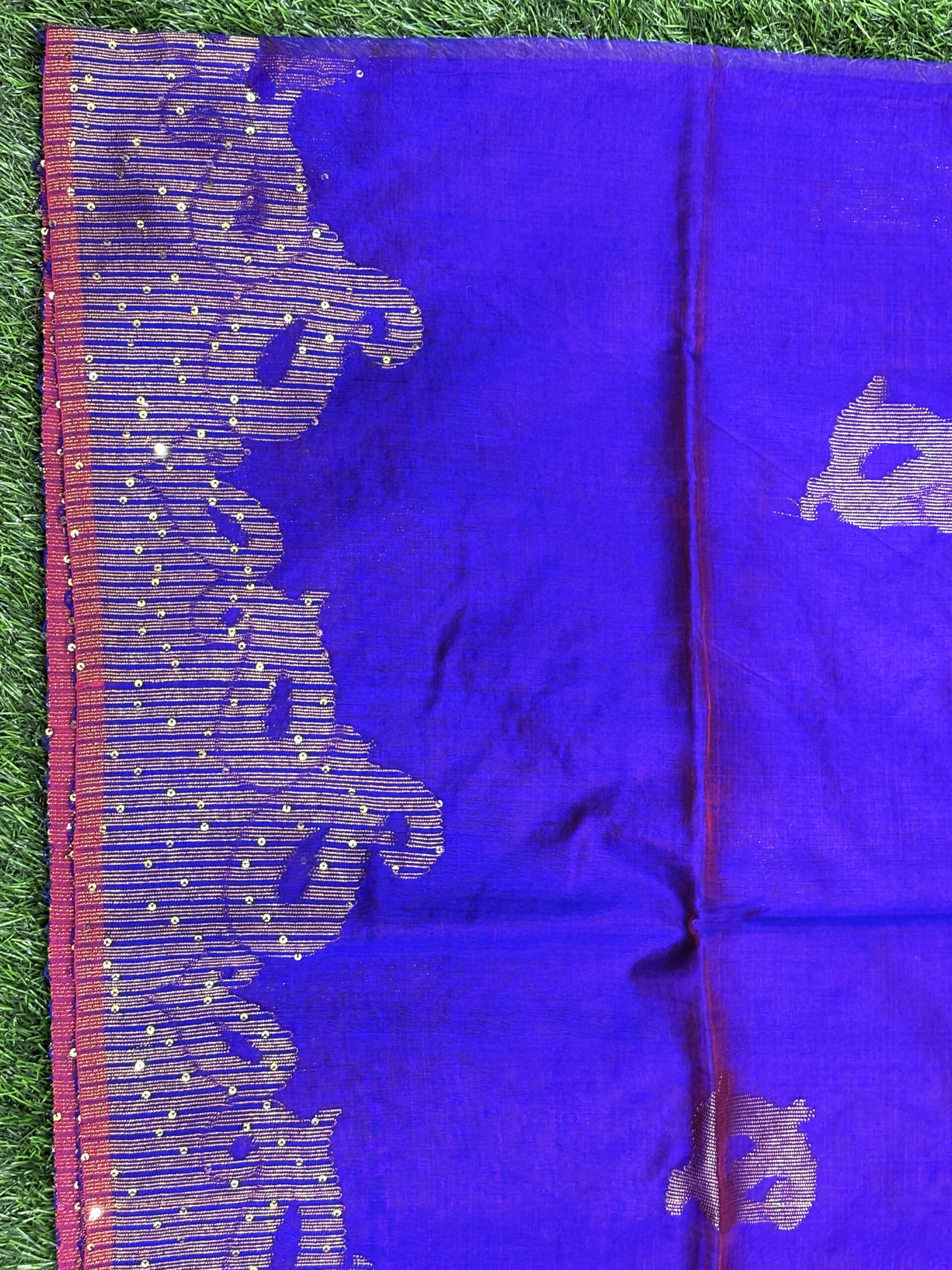 Purple Matka Muslin Silk Antique Zari Sequence Work Jamdani Saree - Image 7