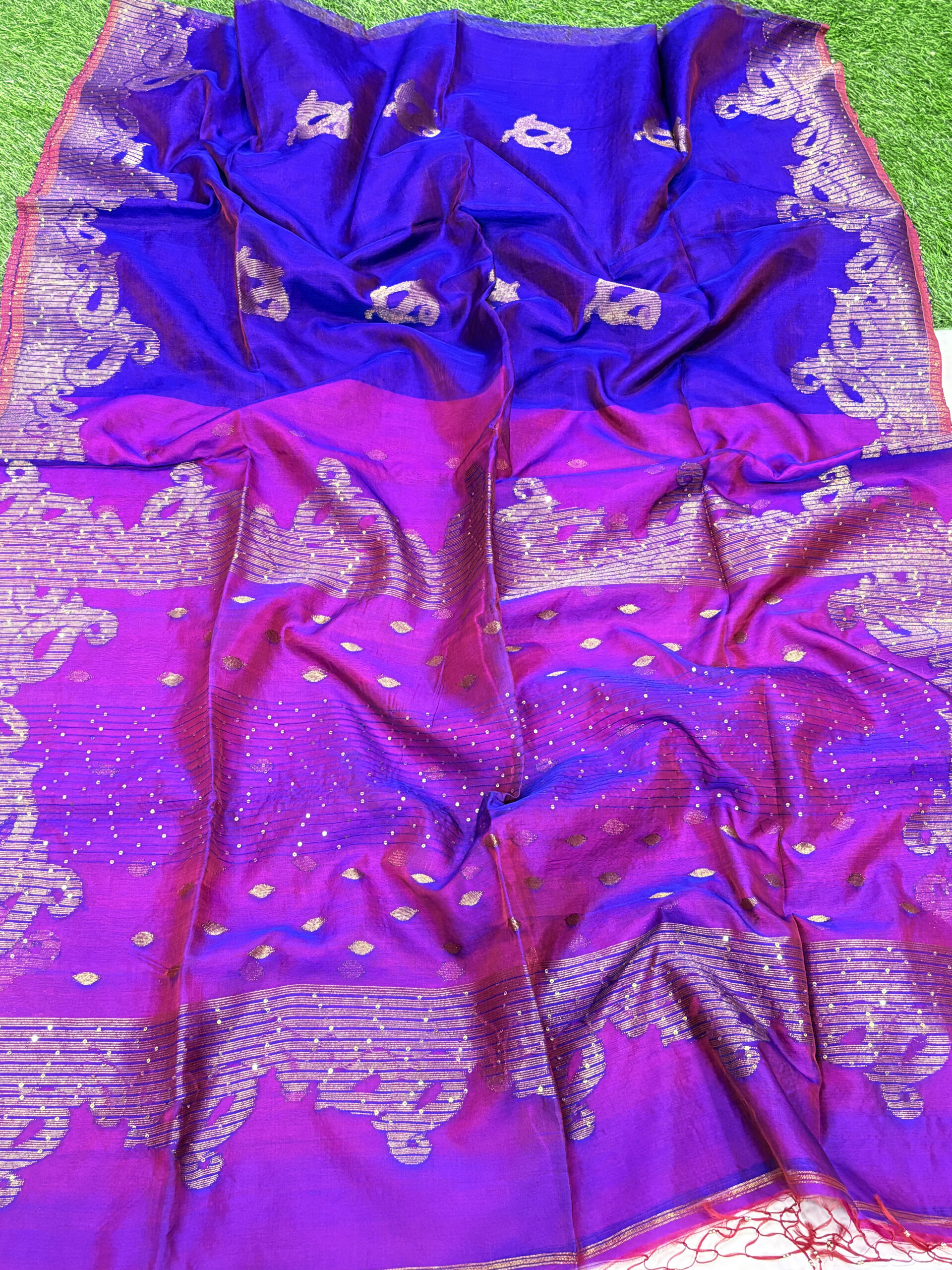 Purple Matka Muslin Silk Antique Zari Sequence Work Jamdani Saree - Image 2