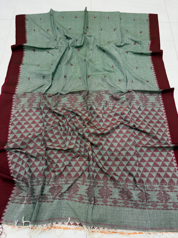 Dark Green Handloom Mulmul Cotton Triangle Jamdani Saree