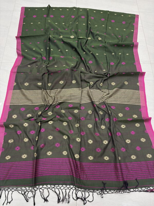 Dark Pista Handloom Mulmul Cotton Dhakai Jamdani Saree