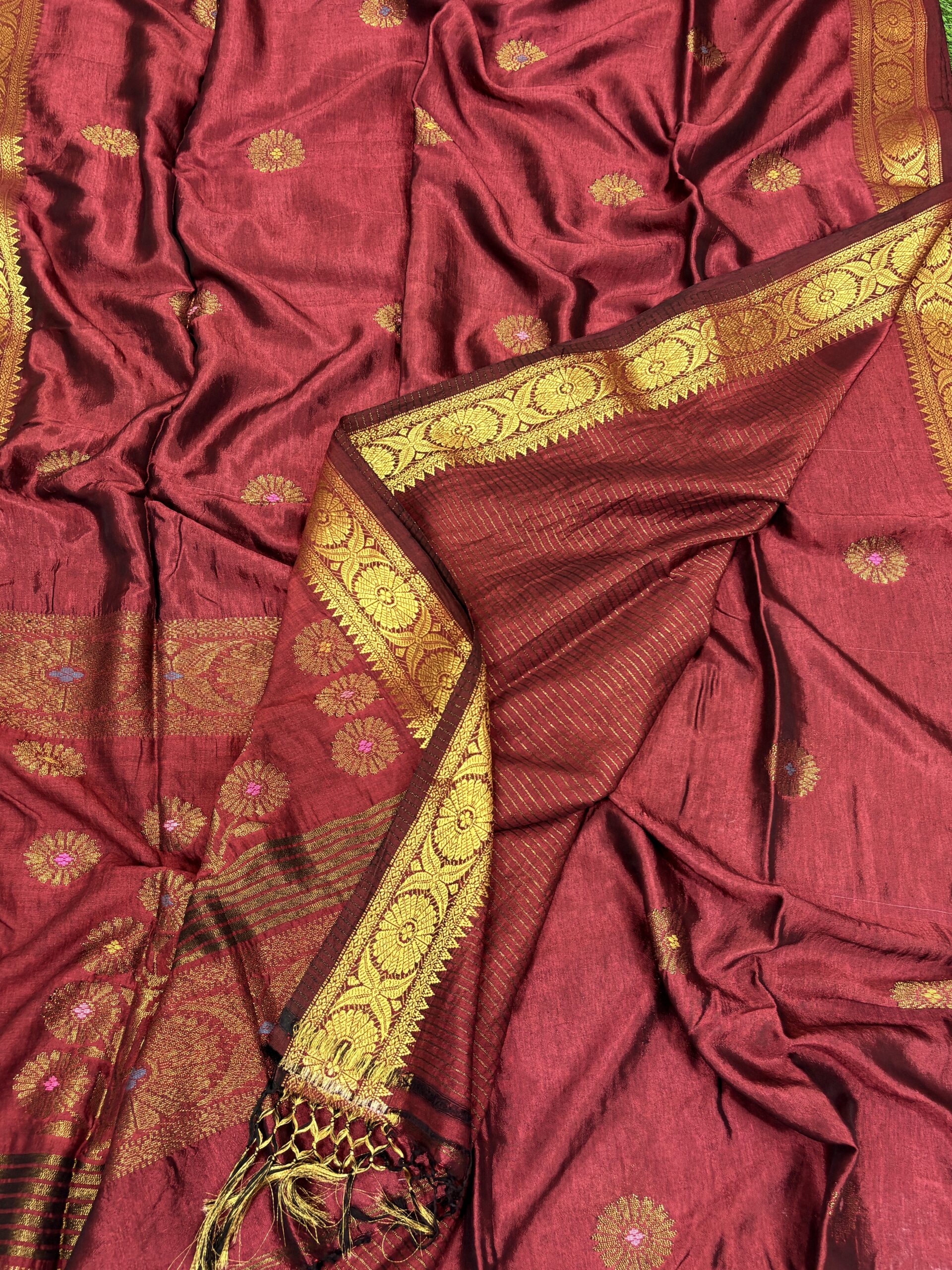 Valentine Red Katan Silk Jamdani Saree with Blouse Piece - Image 3