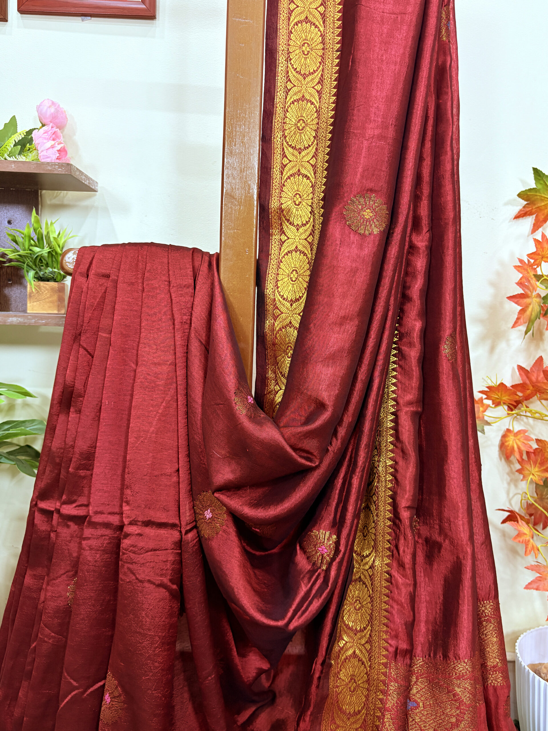 Valentine Red Katan Silk Jamdani Saree with Blouse Piece - Image 9