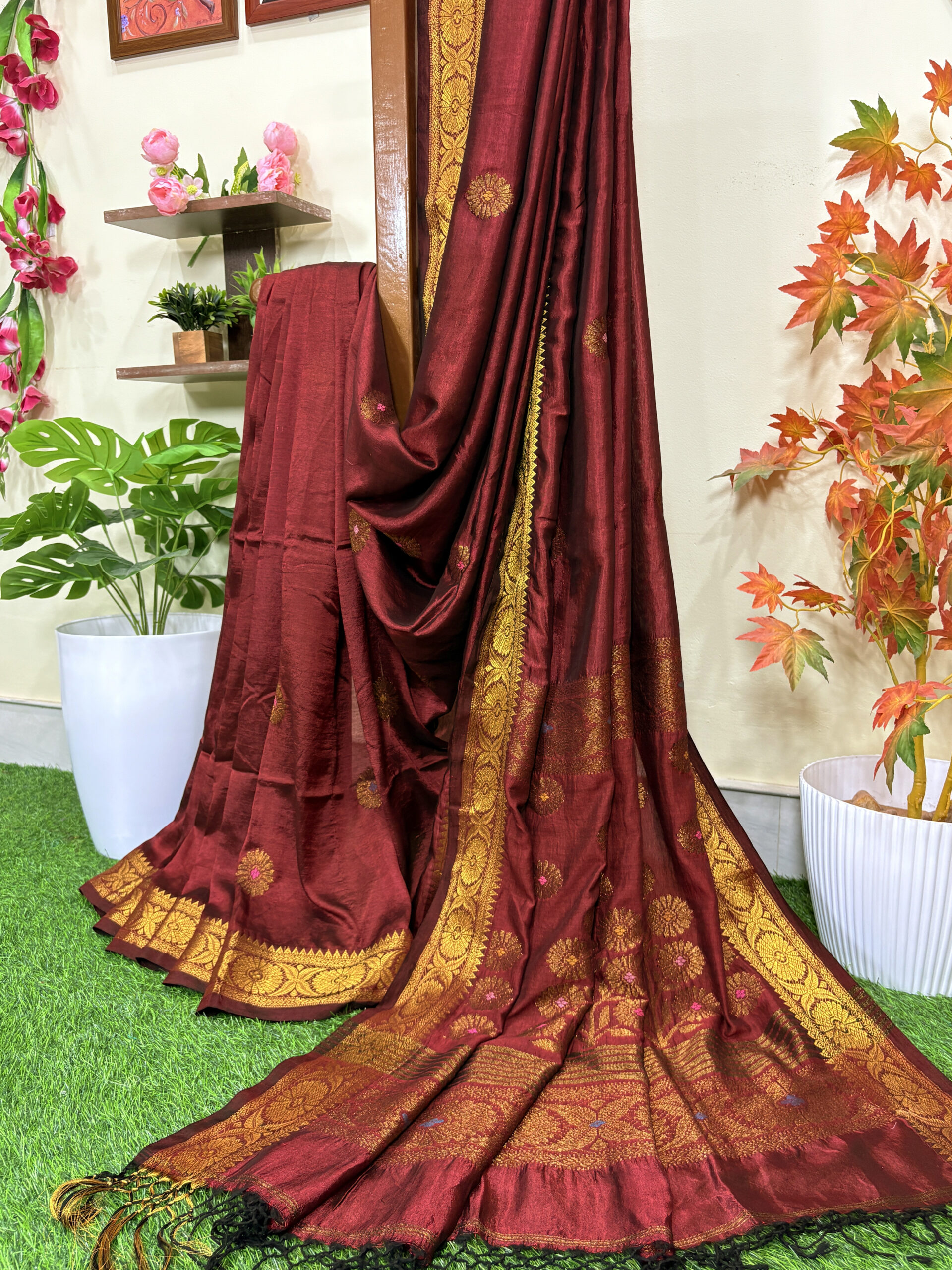 Valentine Red Katan Silk Jamdani Saree with Blouse Piece - Image 8