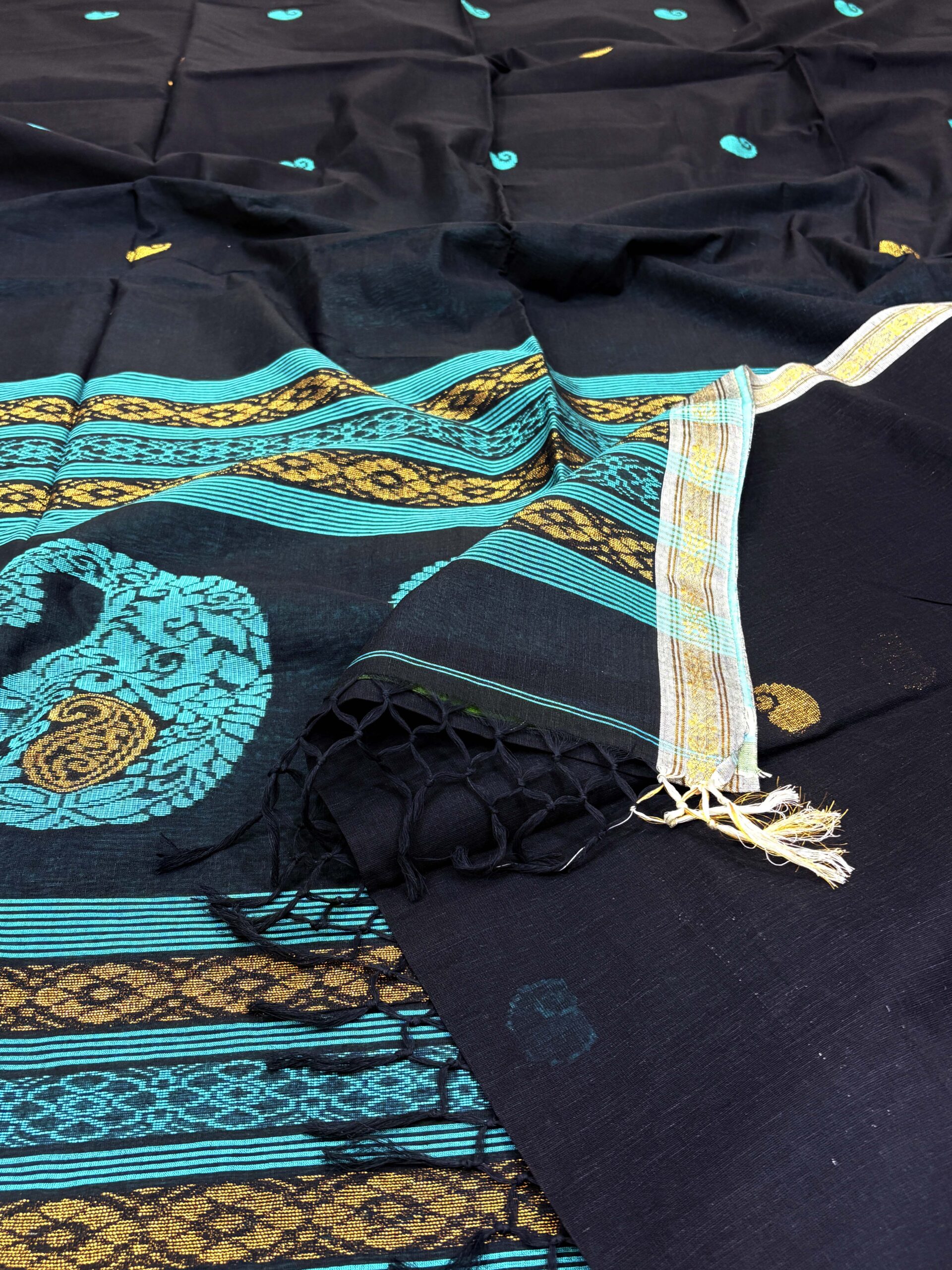Zed Black Handloom Premium Khadi Cotton Jamdani Saree - Image 5