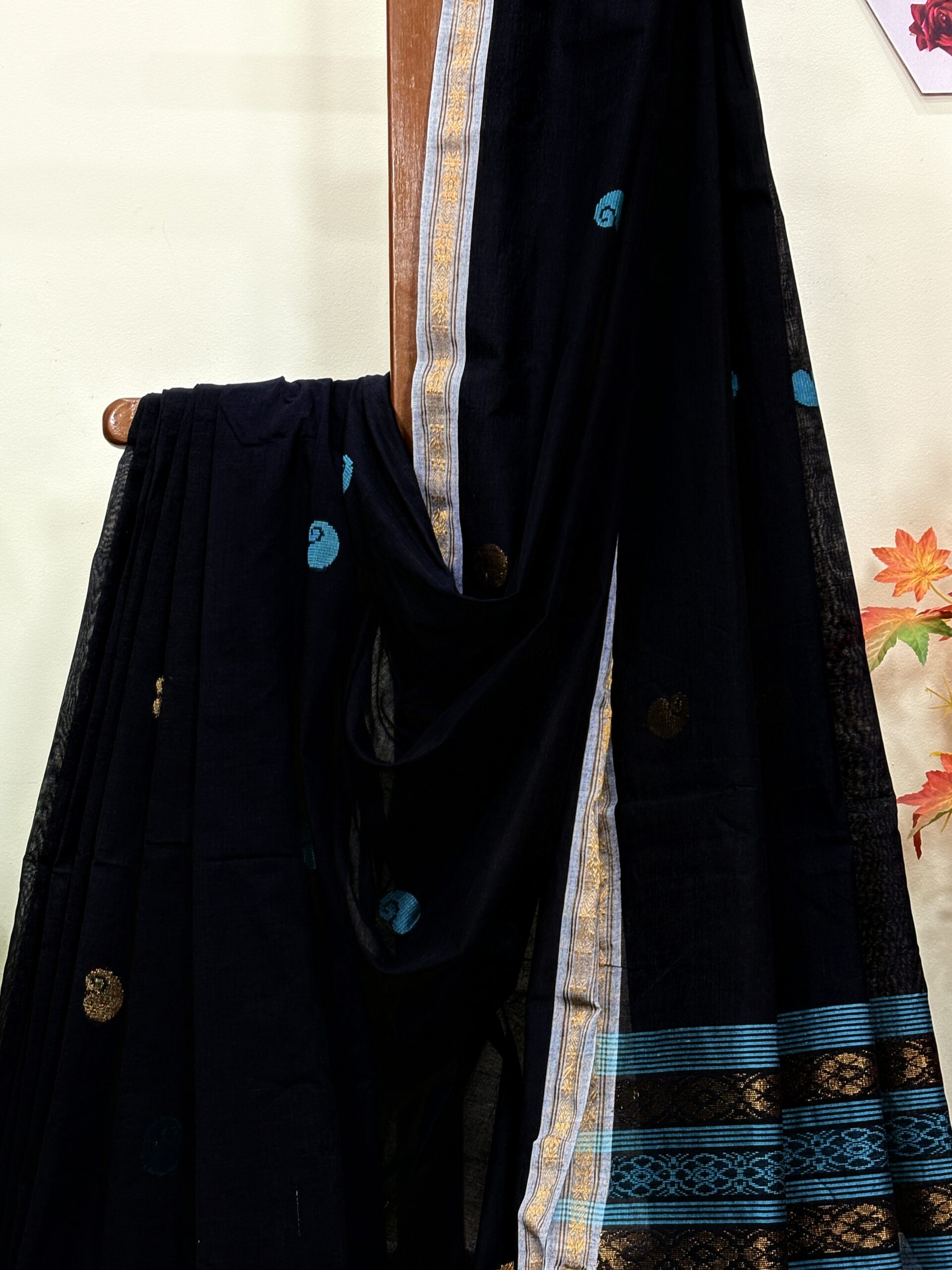 Zed Black Handloom Premium Khadi Cotton Jamdani Saree - Image 4