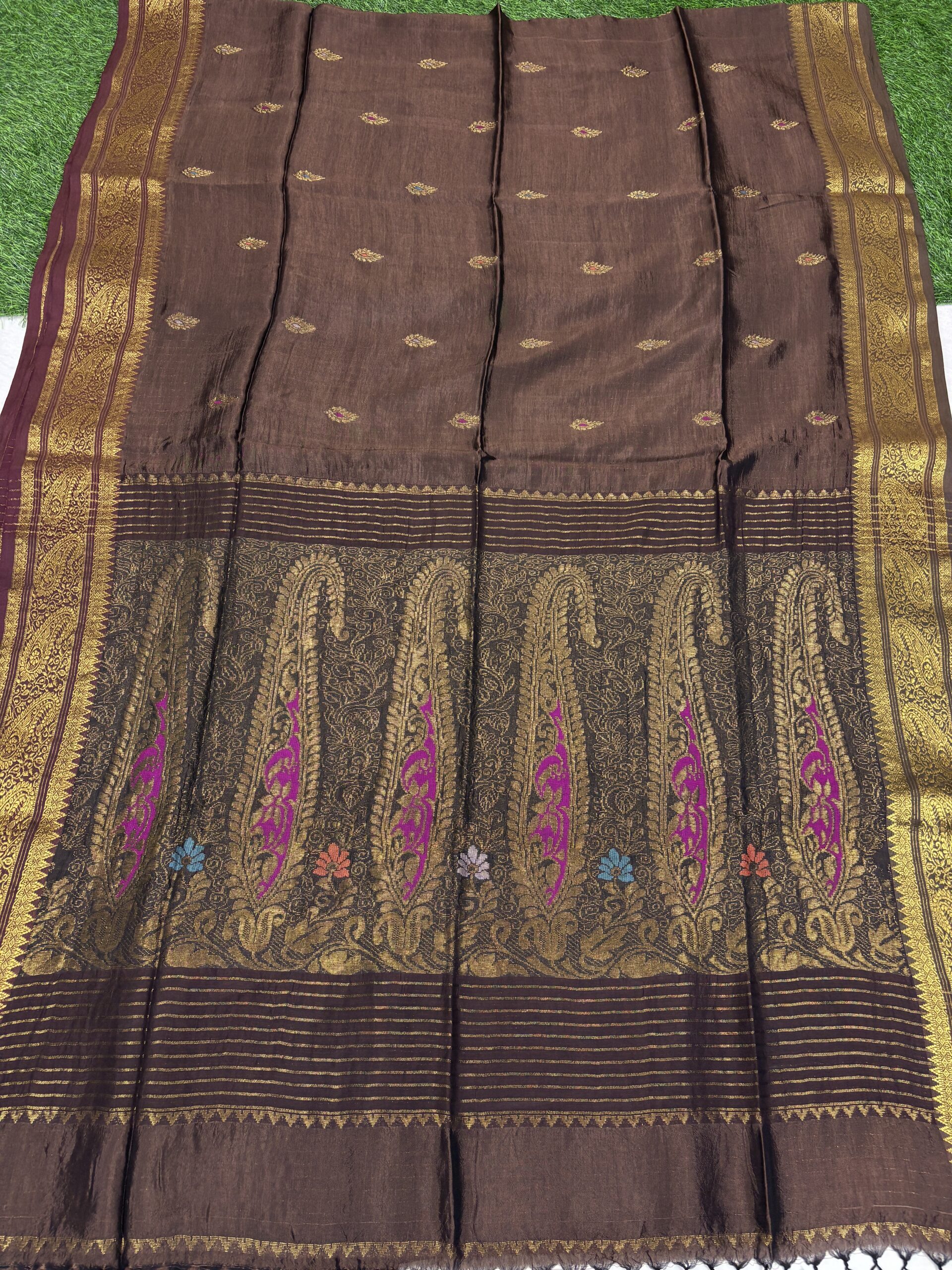 Brown Paisley Katan Silk Jamdani Saree with Blouse Piece - Image 5