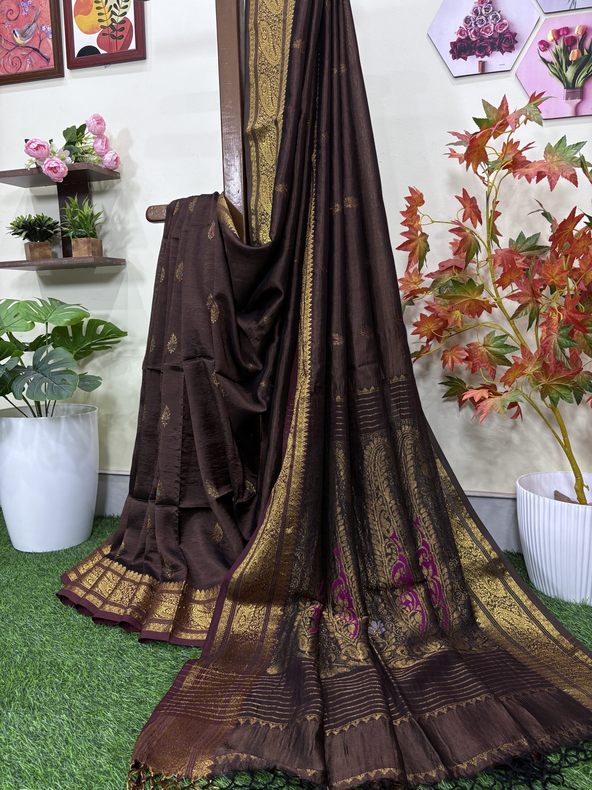 Brown Paisley Katan Silk Jamdani Saree with Blouse Piece - Image 3