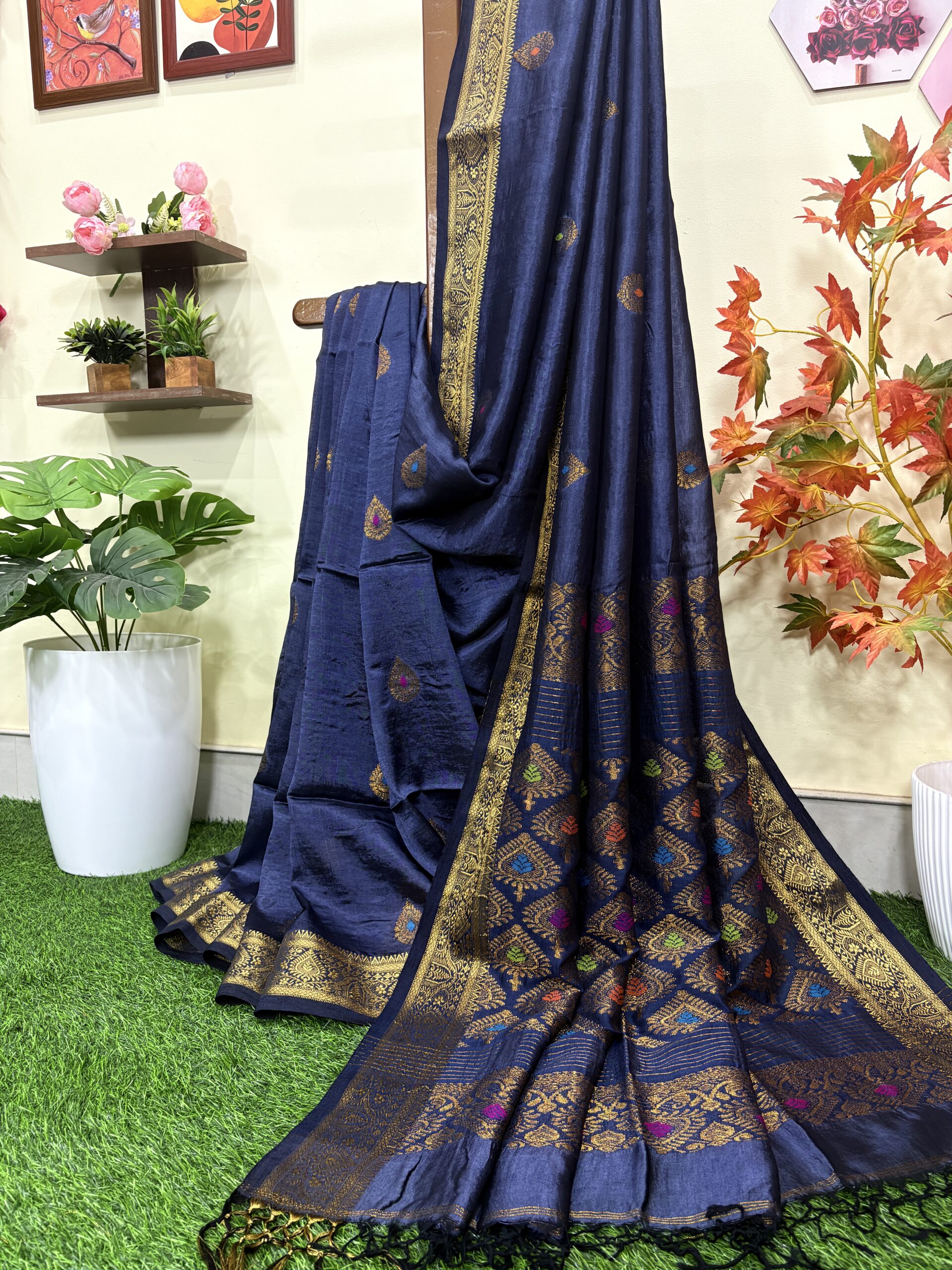 Bluish Gray Bengal Handloom Katan Silk Kanjivaram Saree - Image 2