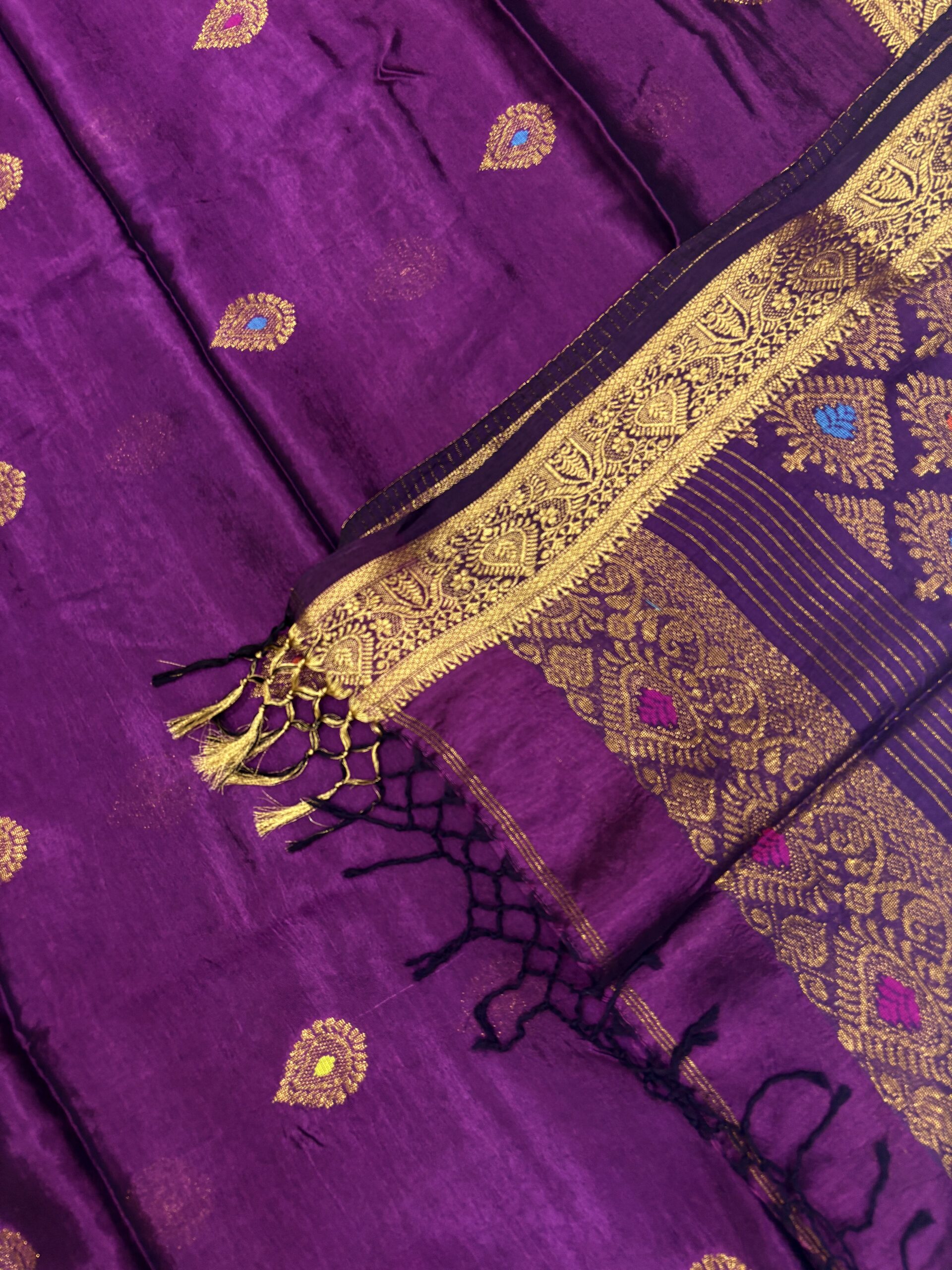 Wine Bengal Handloom Katan Silk Kanjivaram Saree - Image 9