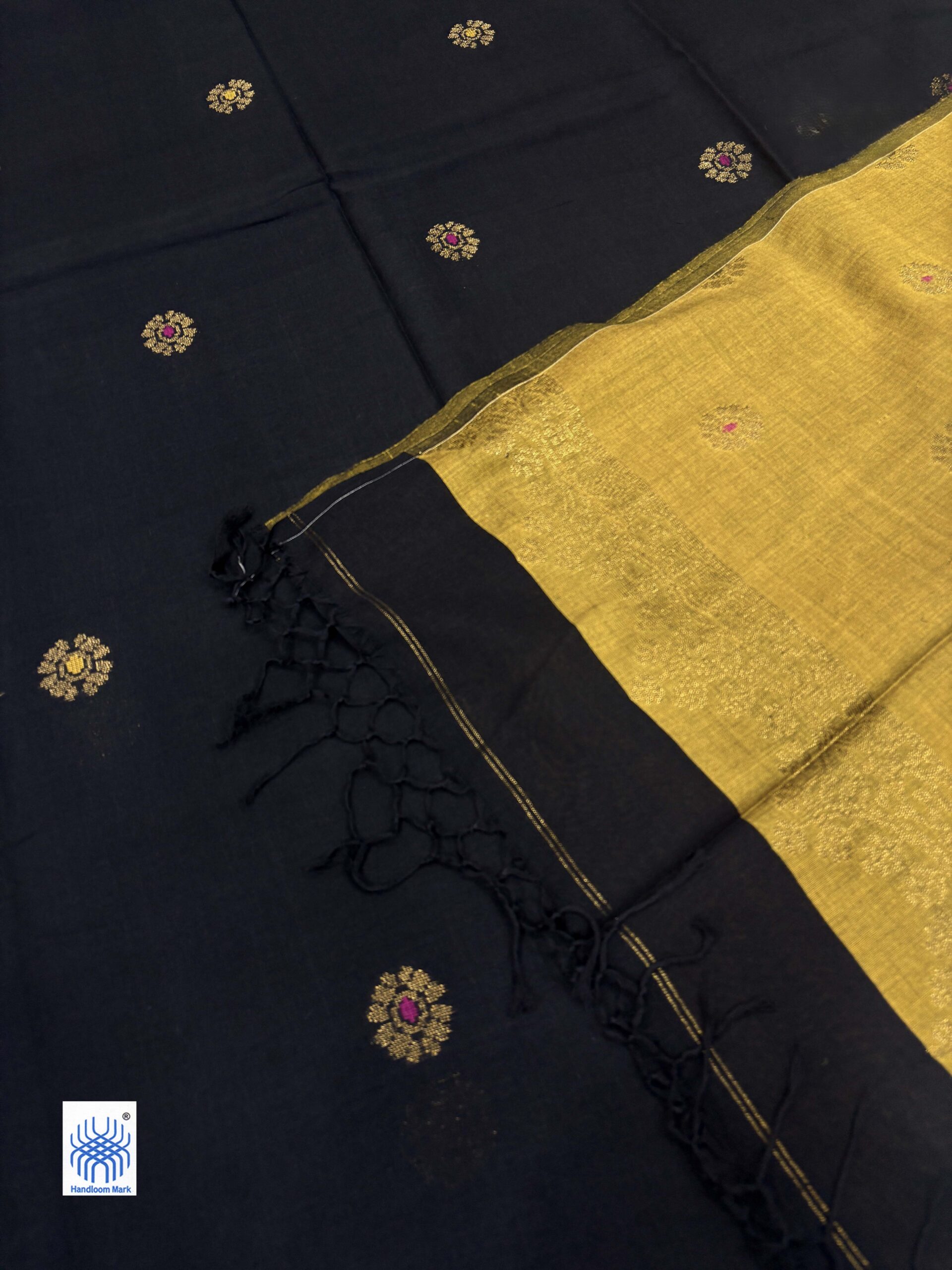 Black Handloom Premium Soft Cotton Silk Jamdani Saree with Blouse Piece - Image 2
