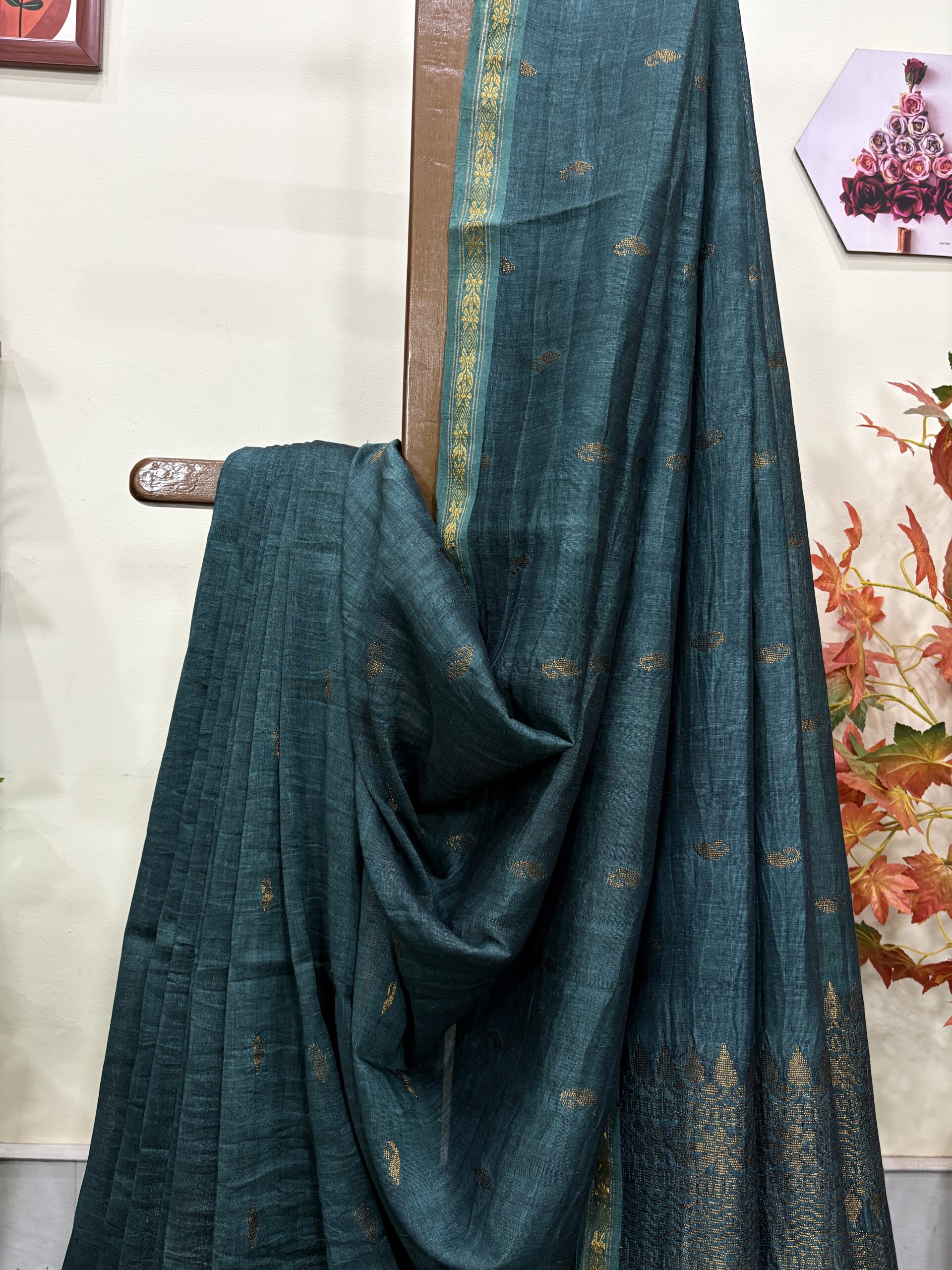 Rama Green Paisly Buta Organic Linen Jamdani Saree - Image 6