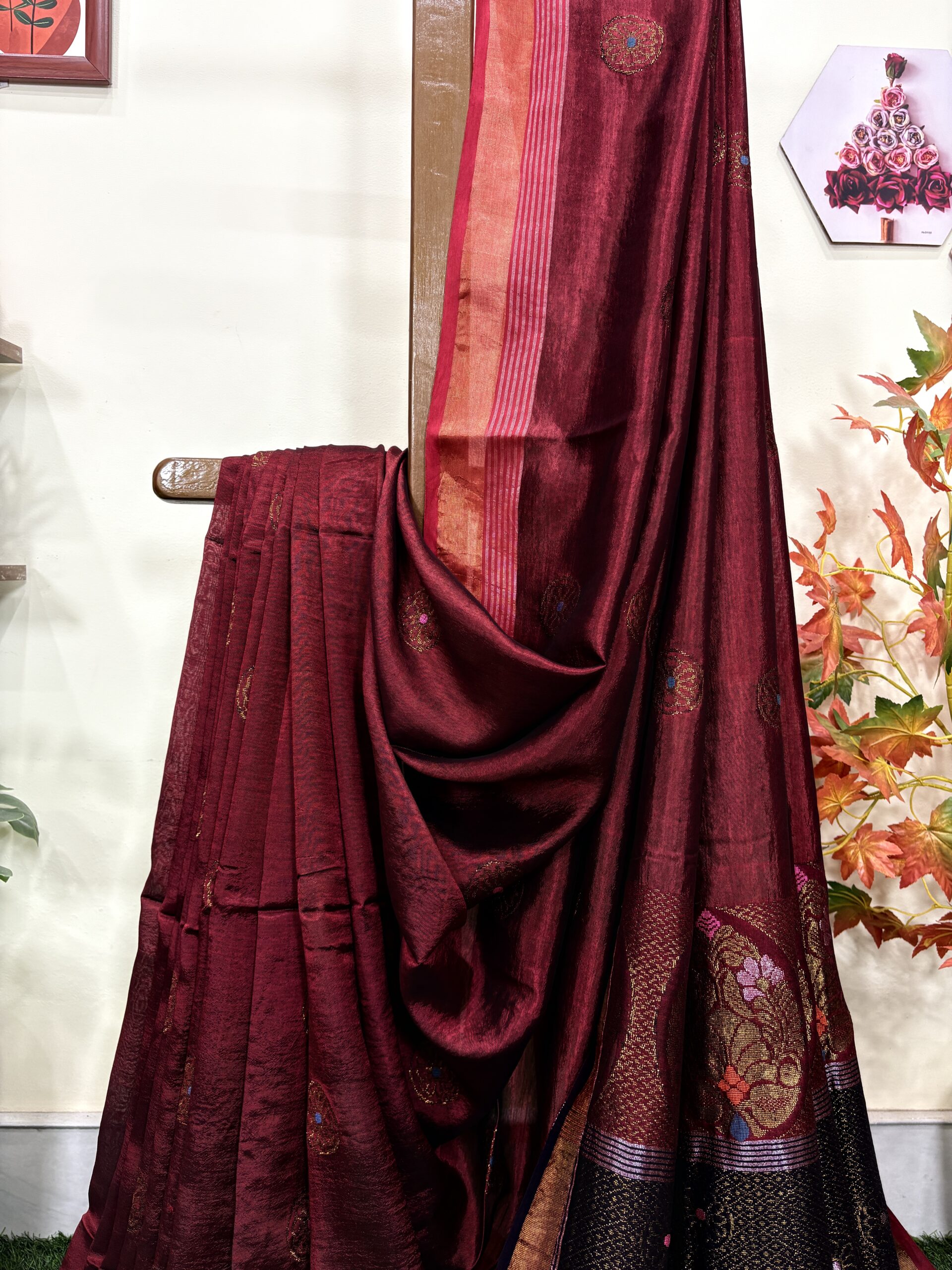 Maroon Katan Silk Jamdani Saree with Blouse Piece - Image 3