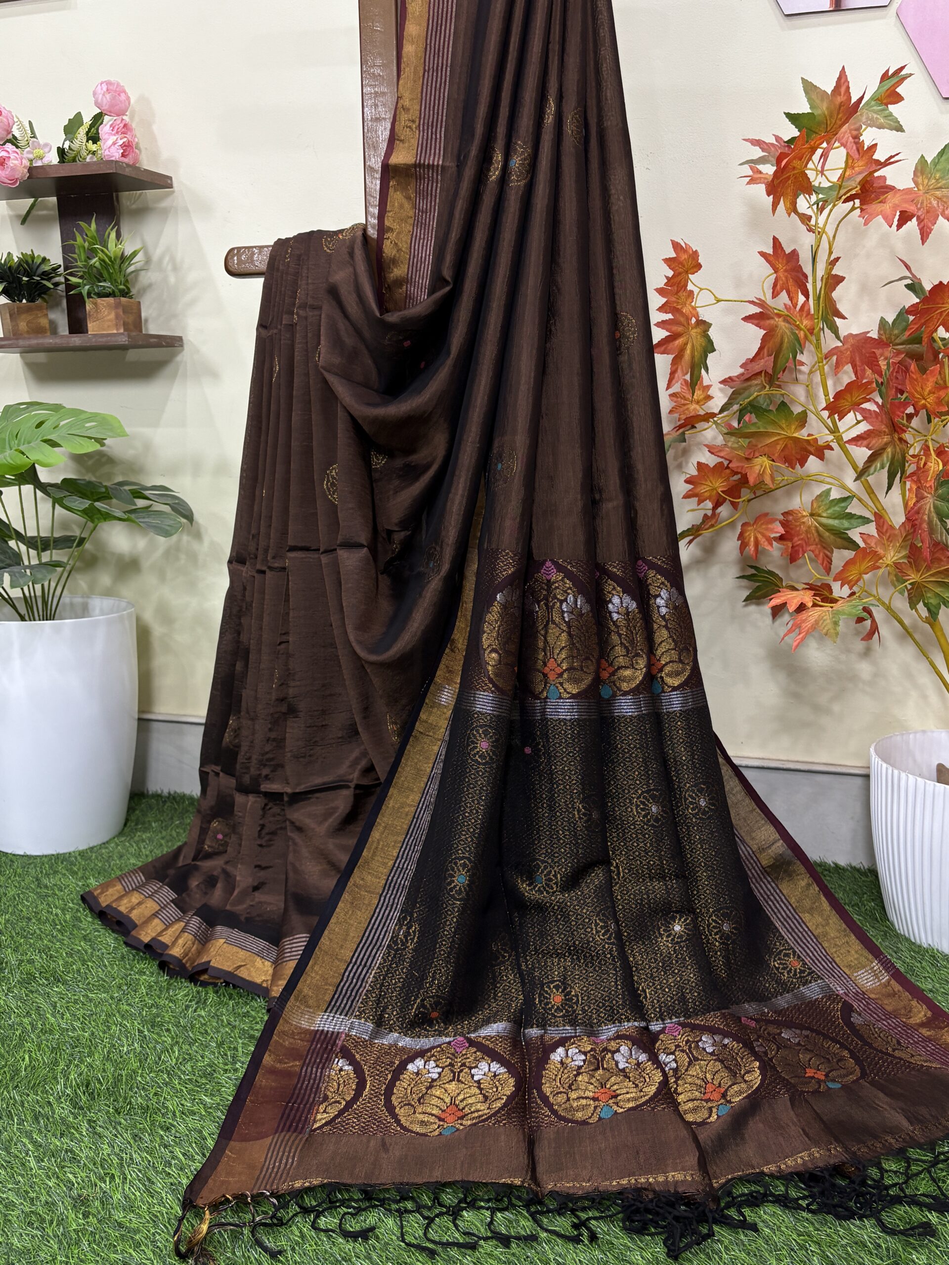Brown Katan Silk Jamdani Saree with Blouse Piece - Image 3