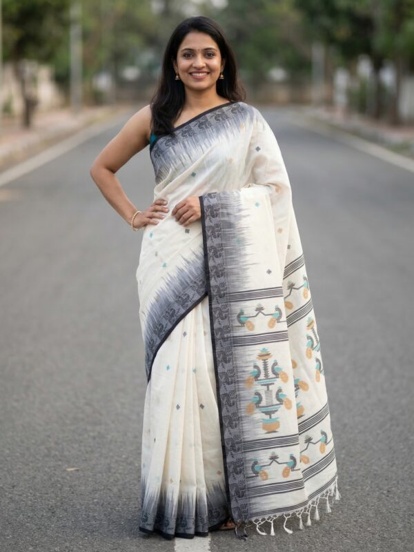 Off-White Handloom Cotton Khadi Ikkat Jamdani Saree
