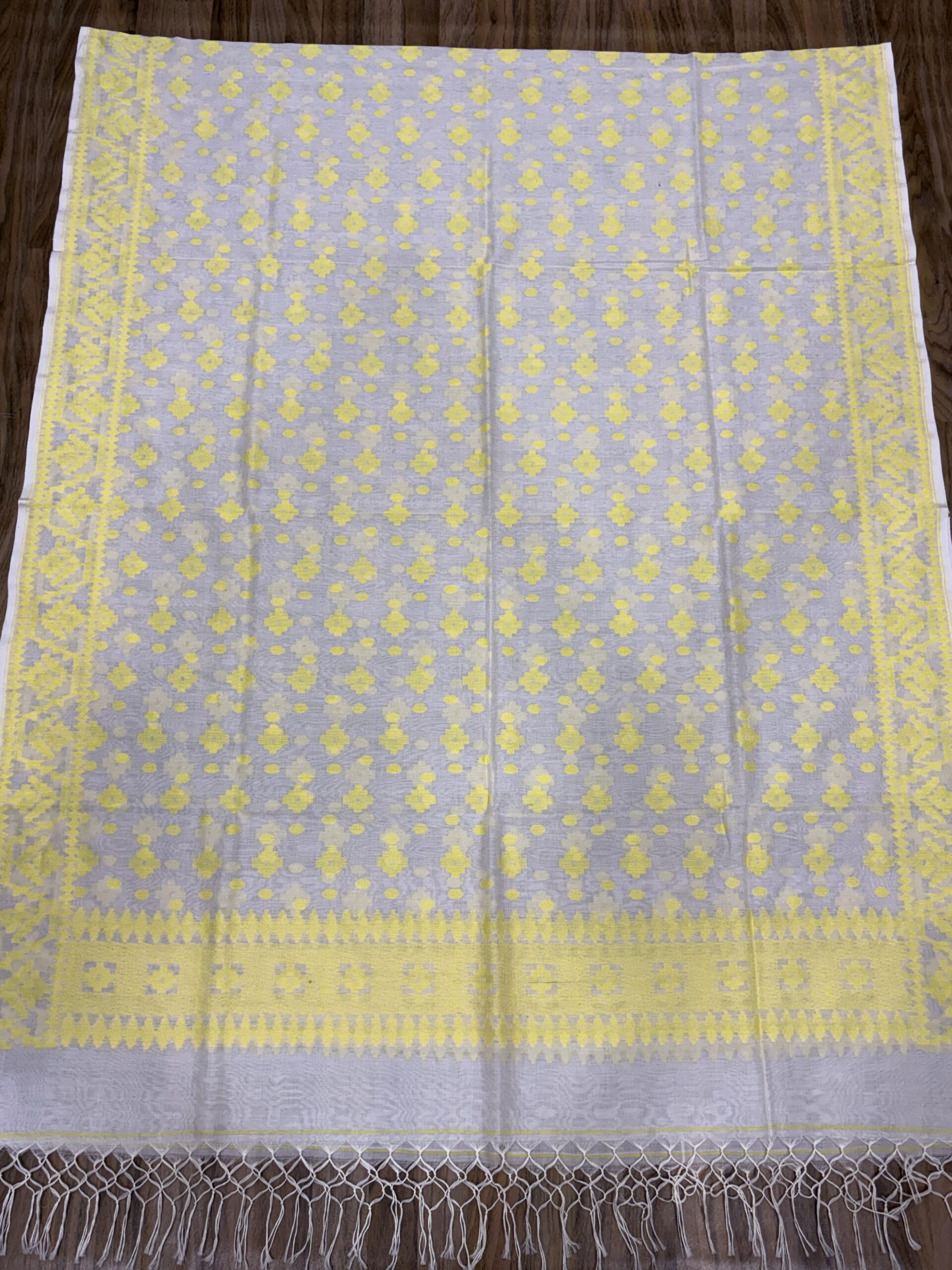 Light Yellow Work Premuium Mulmul Cotton Dhakai Jamdani Dupatta - Image 2