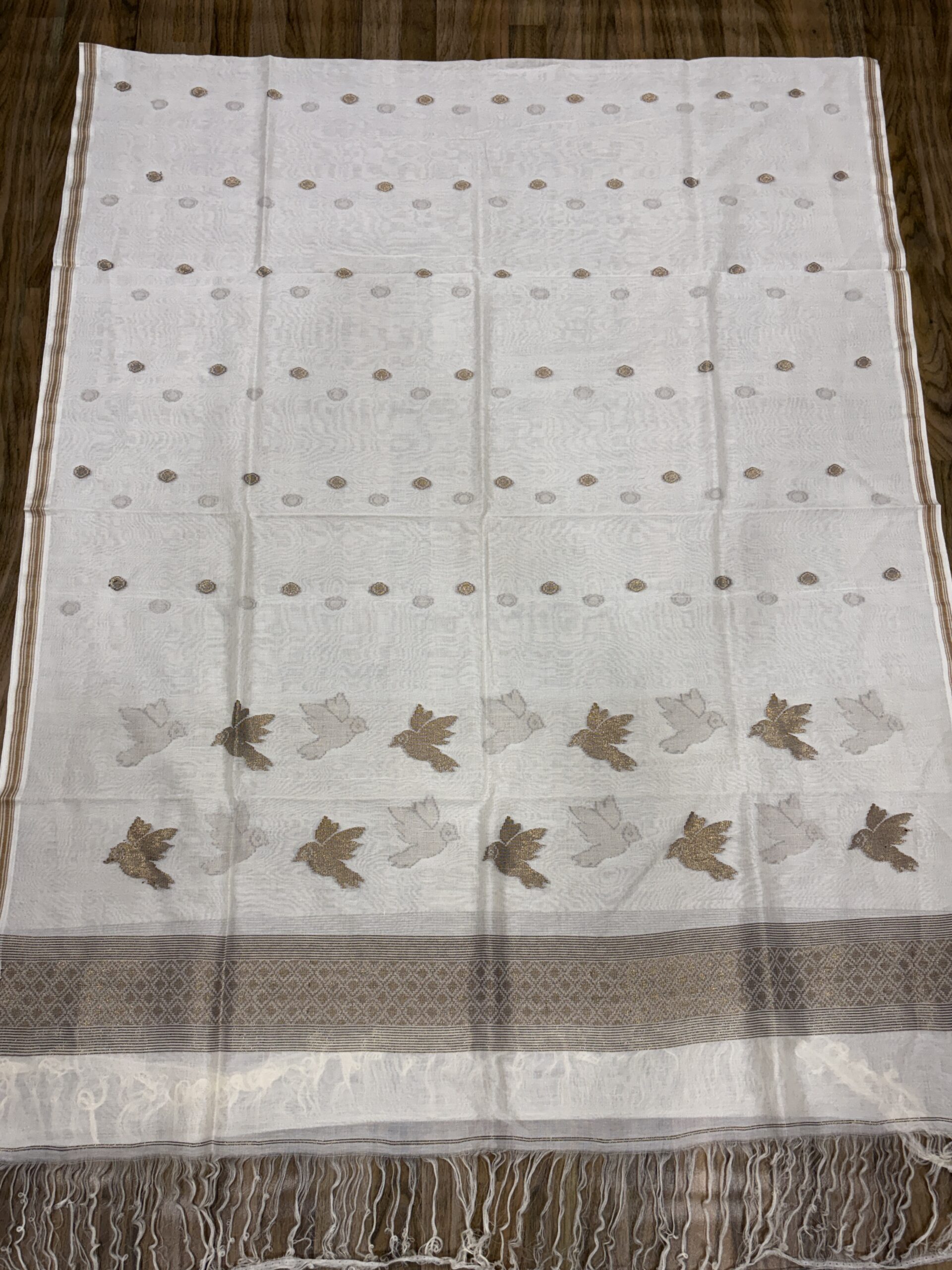 Antique Zari Premuium Mulmul Cotton Bird Jamdani Dupatta - Image 2