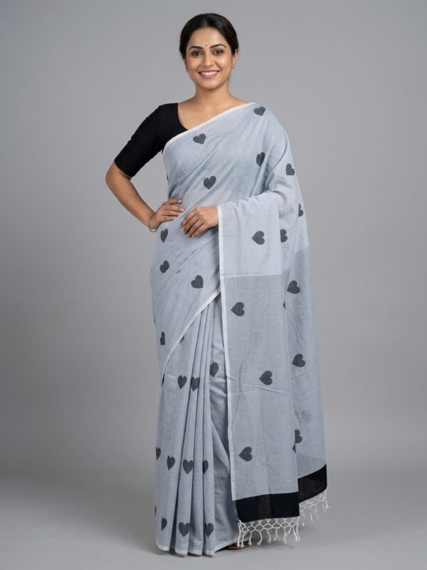 Light Gray Handloom Mulmul Cotton Heart Jamdani Saree