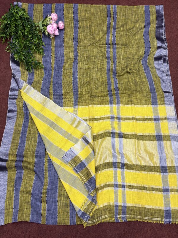 Multicolor Handloom Slab Khadi Zari Checks Saree with Blouse Piece
