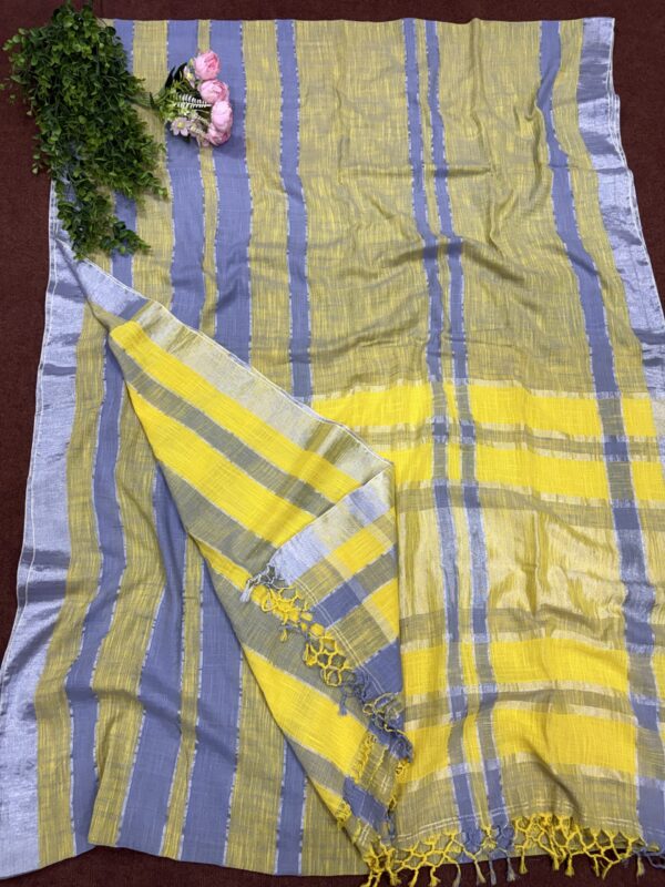 Multicolor Handloom Slab Khadi Zari Checks Saree with Blouse Piece