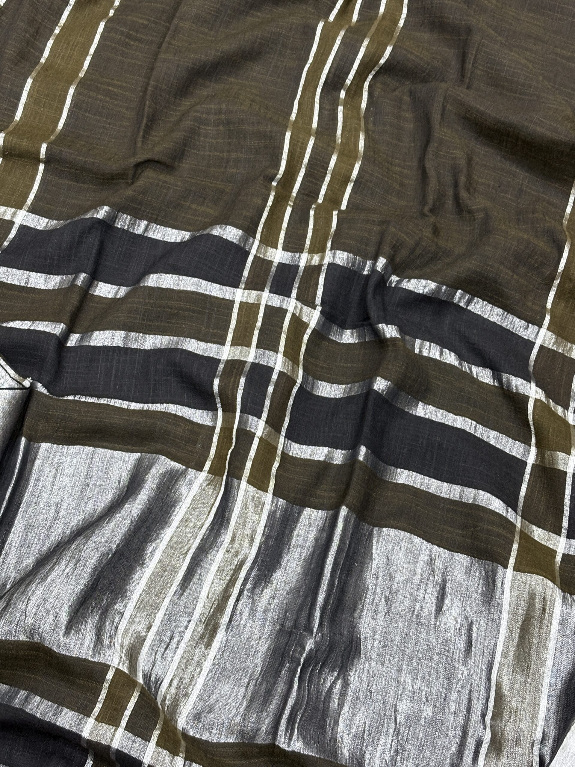 Multicolor Handloom Slab Khadi Zari Checks Saree with Blouse Piece - Image 3
