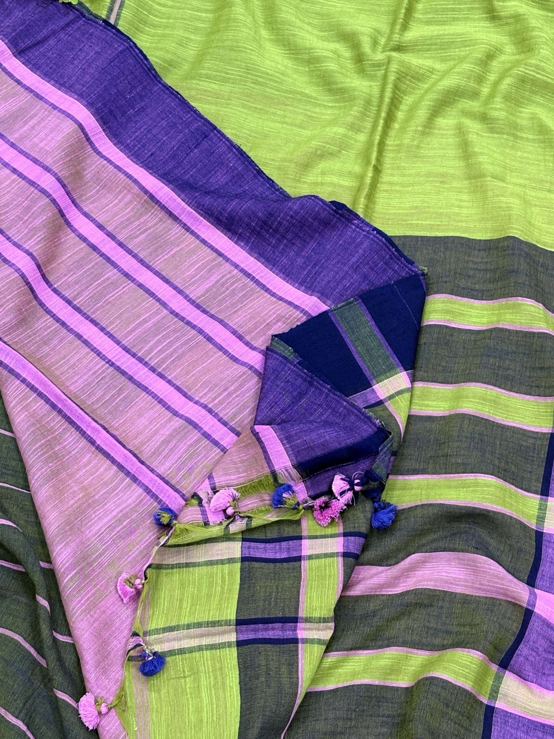 Multicolor Handloom Slab Khadi Checks Saree with Blouse Piece - Image 3