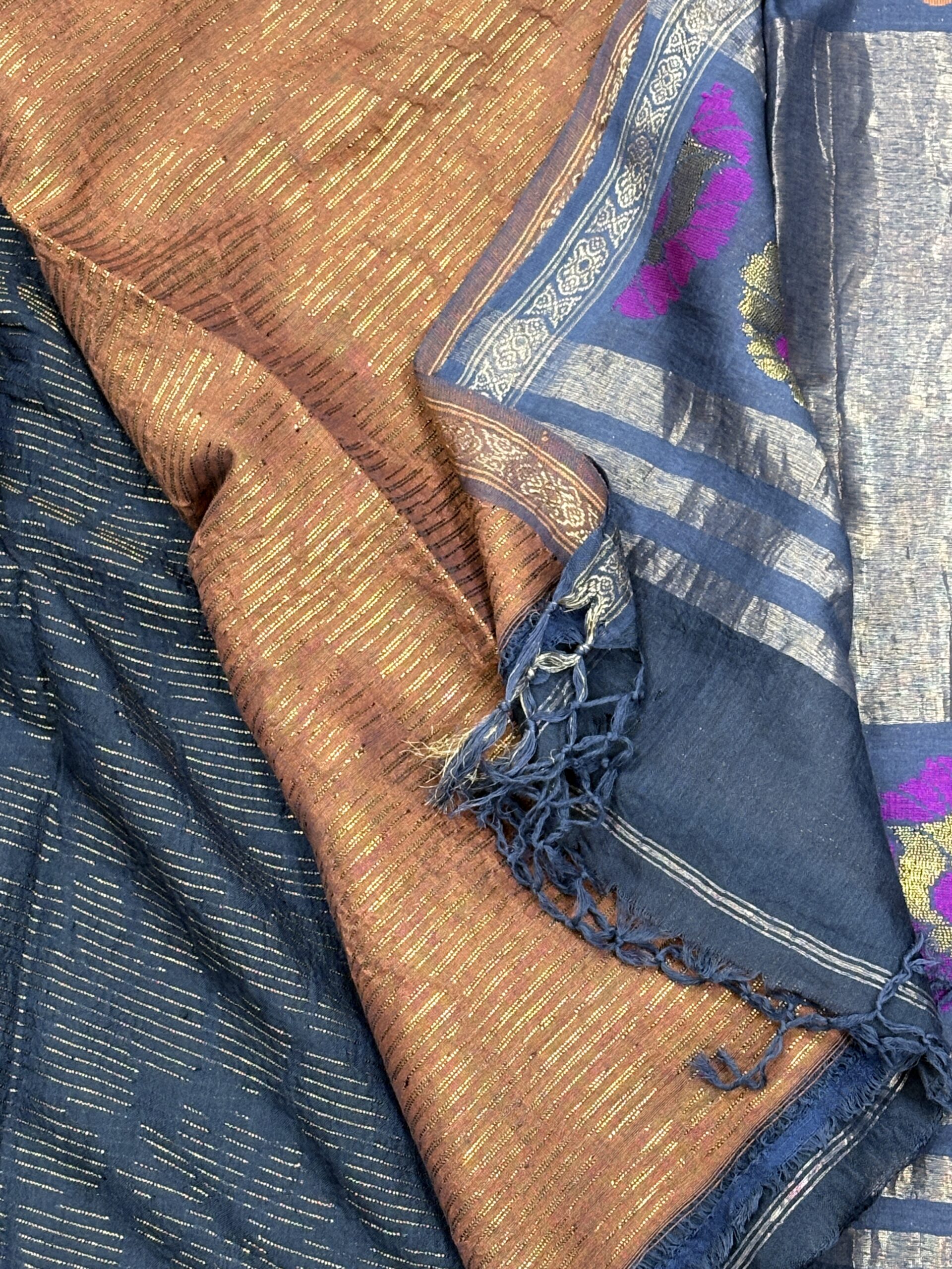 Gray Black Katan Silk Soft Jamdani Saree with Blouse Piece - Image 4