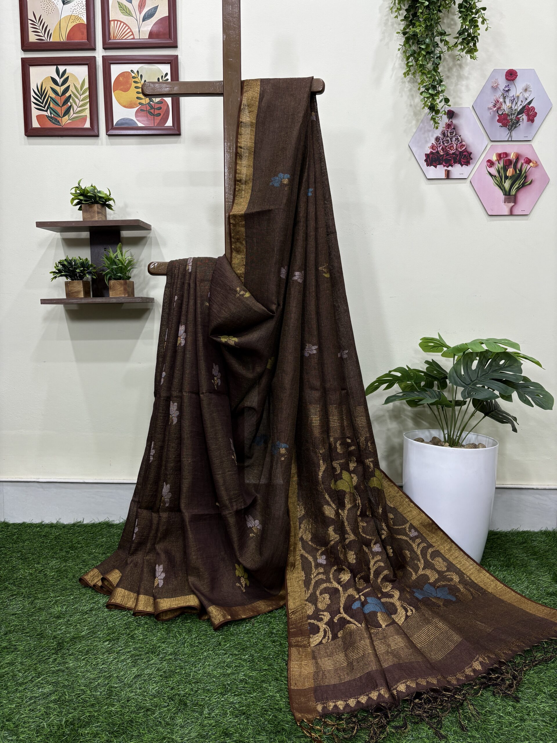 Brown Floral Mina Buta Tissue Organic Linen Jamdani Saree with Blouse Piece